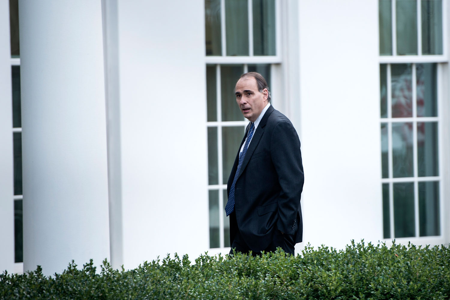 Former White House advisor David Axelrod walks into the West Wing of the White House on Nov. 15, 2013 in Washington. (Brendan Smialowski—AFP/Getty Images)