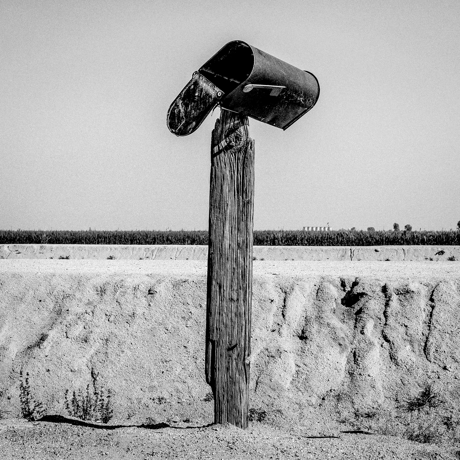 Mailbox. Teviston, CA. 35°55’13”N 119°16’51”W #geographyofpoverty
                              
                              Teviston is an unincorporated community in Tulare County, California, United States. The population was 1,214 at the 2010 census. Residents have a per capita income of $8,891 and 65.6% live below the poverty level. Teviston is also known as “Freemanville,” a name given to it in the 1930s by Rev. J.F. Freeman, an Oklahoma labor contractor.
                              
                              www.geographyofpoverty.com