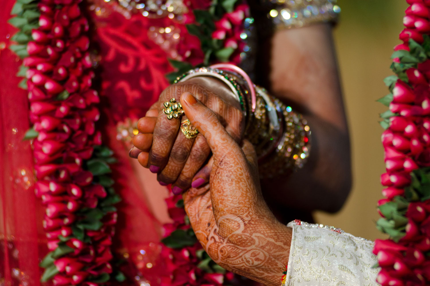 Voters in the constituency of Tonk-Sawai Madhopur in India's Rajasthan state can get a free wedding by voting for a local independent candidate (Getty Images)