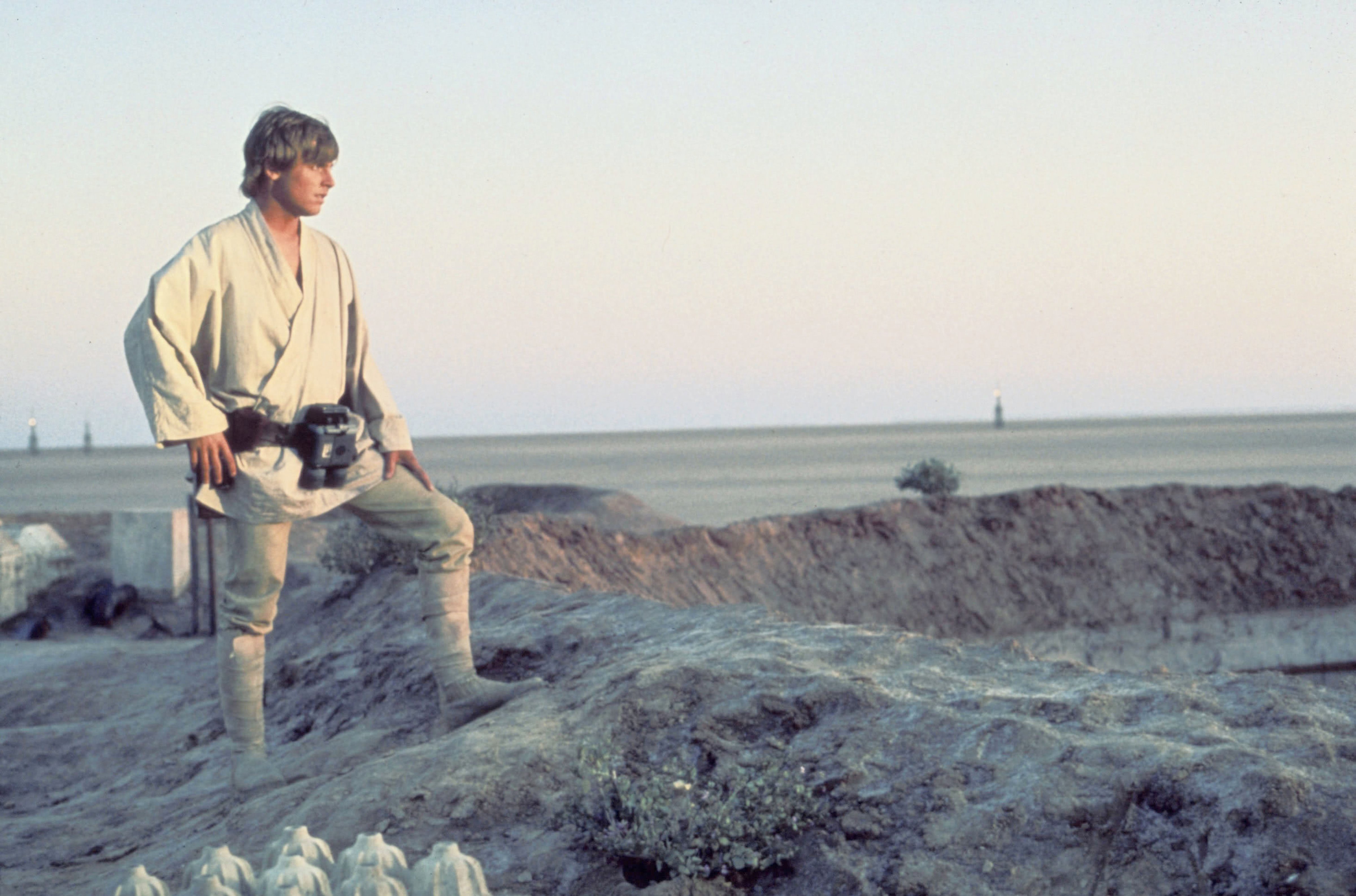 Mark Hamill as Luke Skywalker on the Tatooine set of Star Wars: Episode IV - A New Hope
