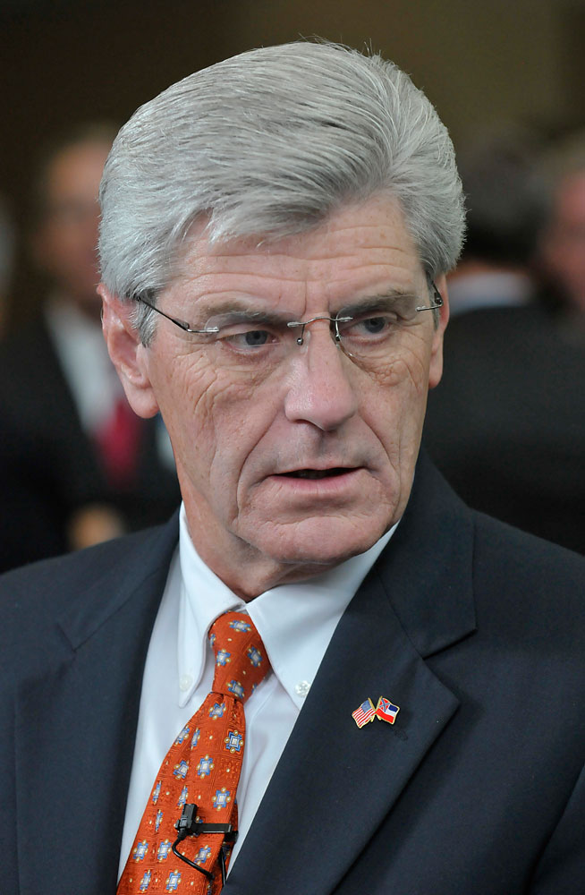Mississippi Gov. Phil Bryant speaks at the Wal-Mart Summit in Orlando, Aug. 2013. 