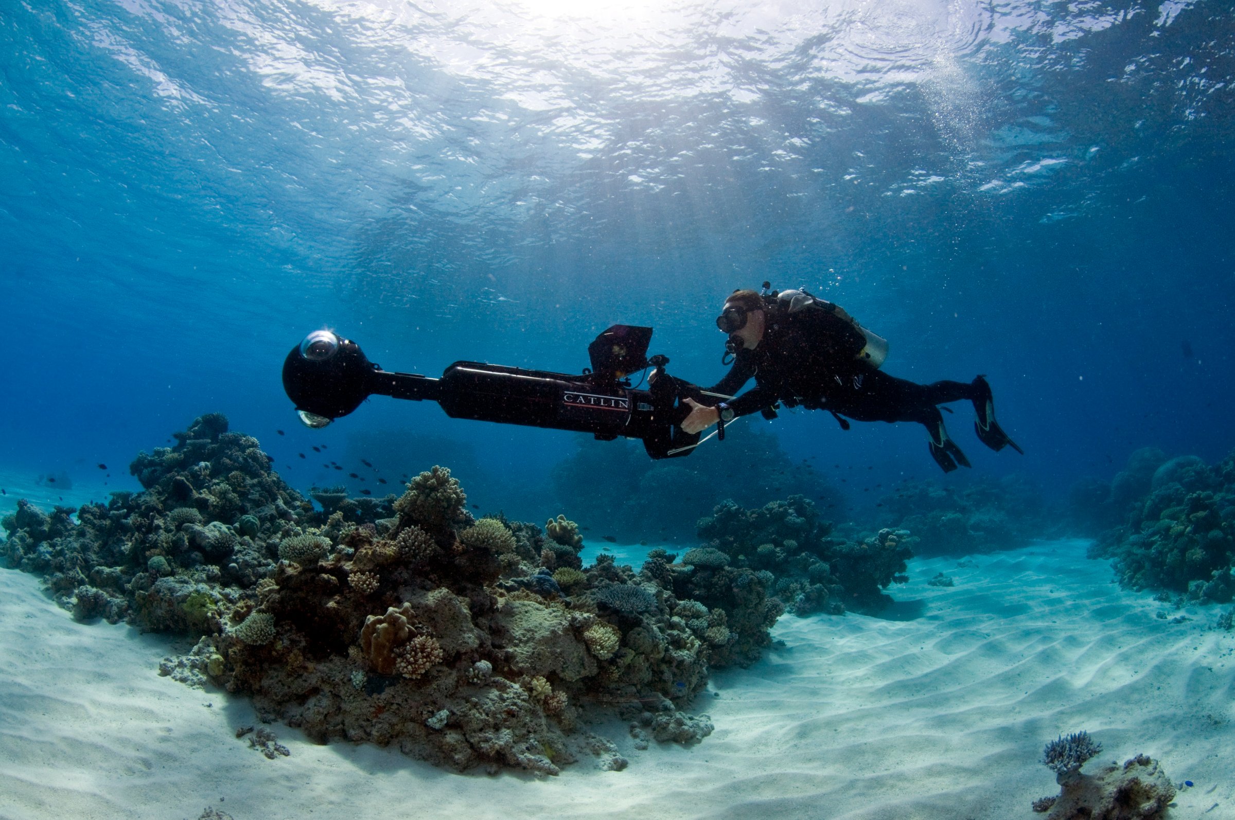 The SVII camera can take hundreds of photos of coral reefs, turning them into 360-degree panoramas