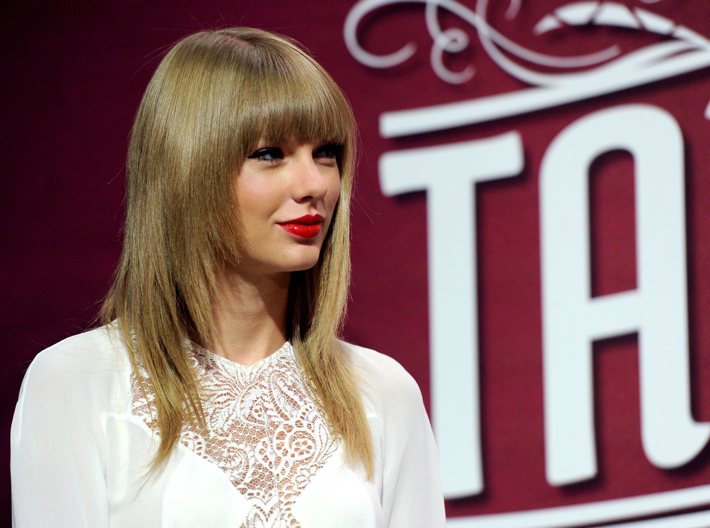 Taylor Swift Press Conference To Announce Breaking The Record Of Solo Artist Sold-Out Shows At The Staples Center