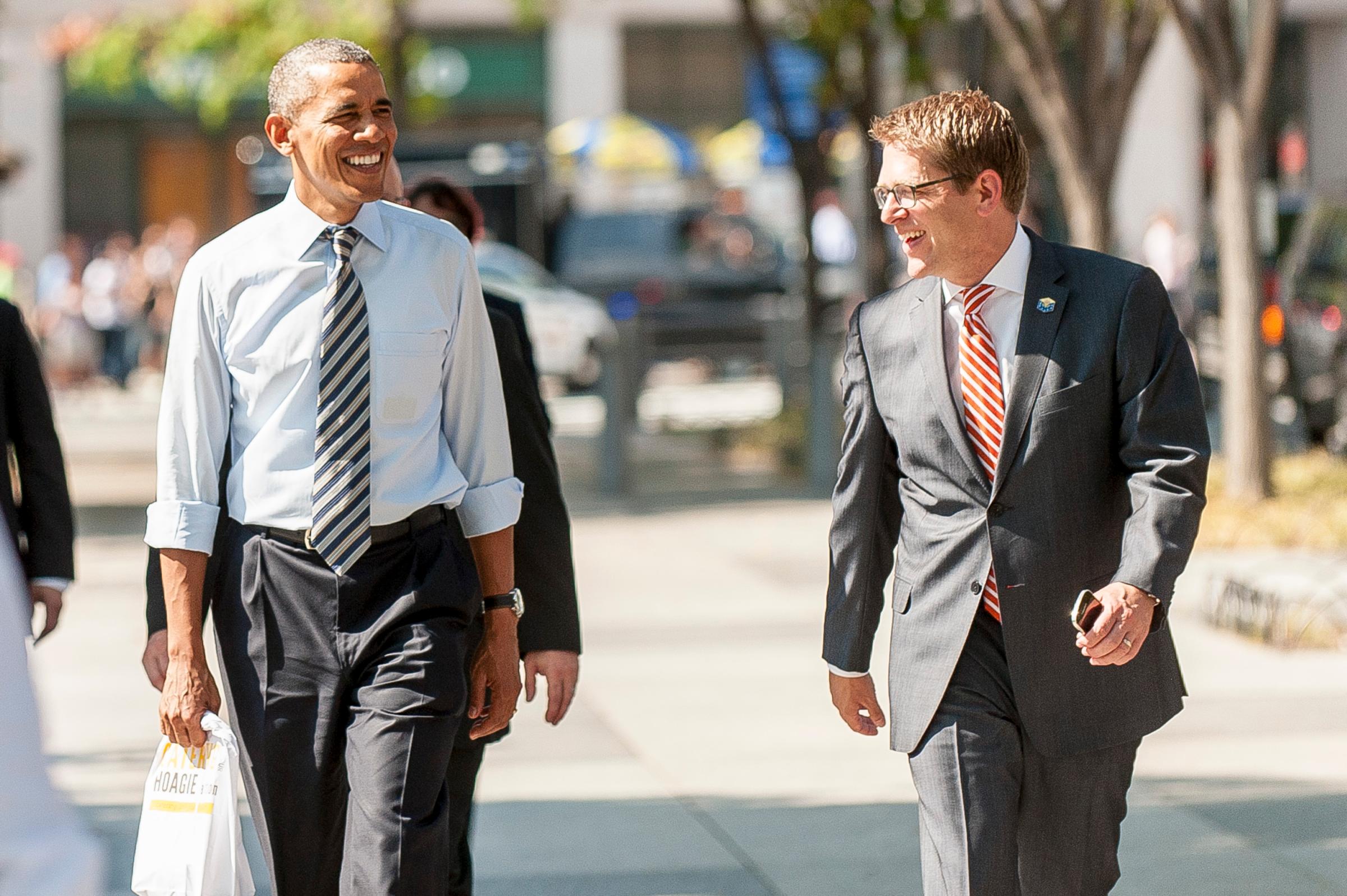 Obama and Biden Walk to Lunch