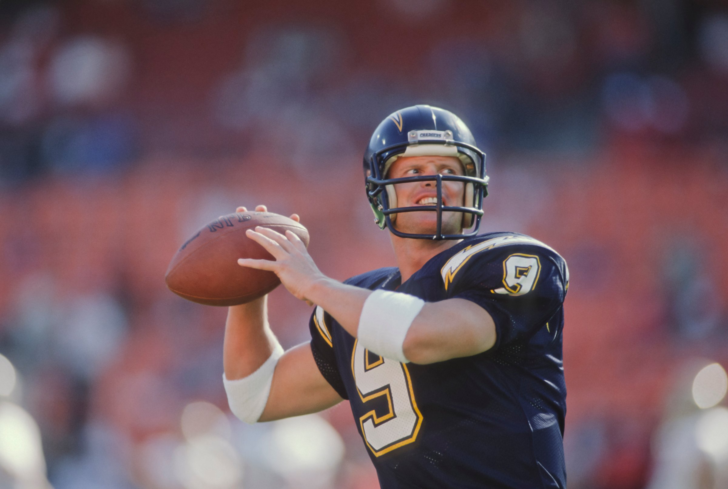 Jim McMahon seen playing for the San Diego Chargers in 1989.