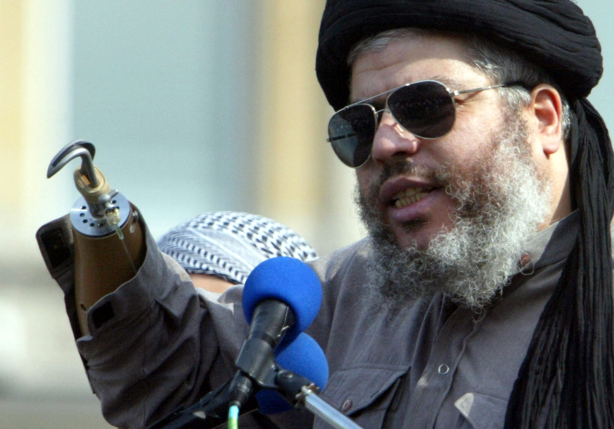 MUSLIM CLERIC SHEIKH ABU HAMZA AL-MASRI ADDRESSES SIXTH ANNUAL RALLYFOR ISLAM IN LONDON.
