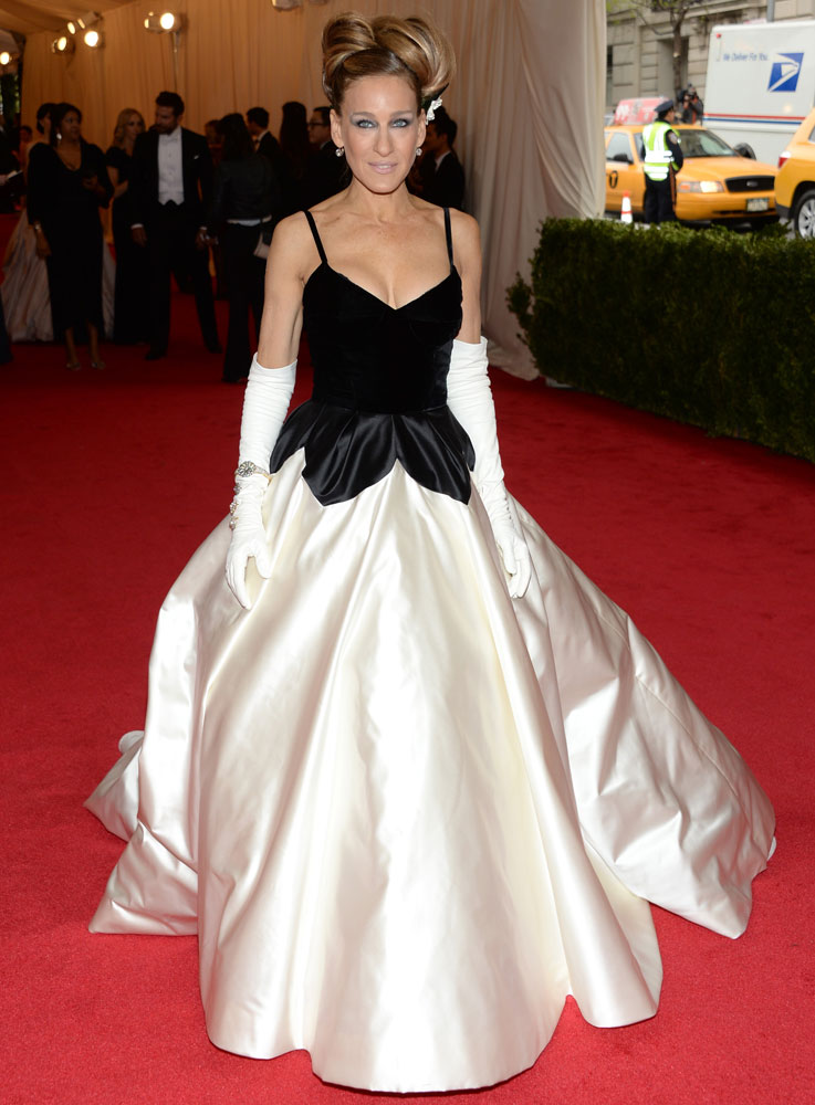 Sarah Jessica Parker attends The Metropolitan Museum of Art's Costume Institute benefit gala celebrating "Charles James: Beyond Fashion" on May 5, 2014, in New York City.