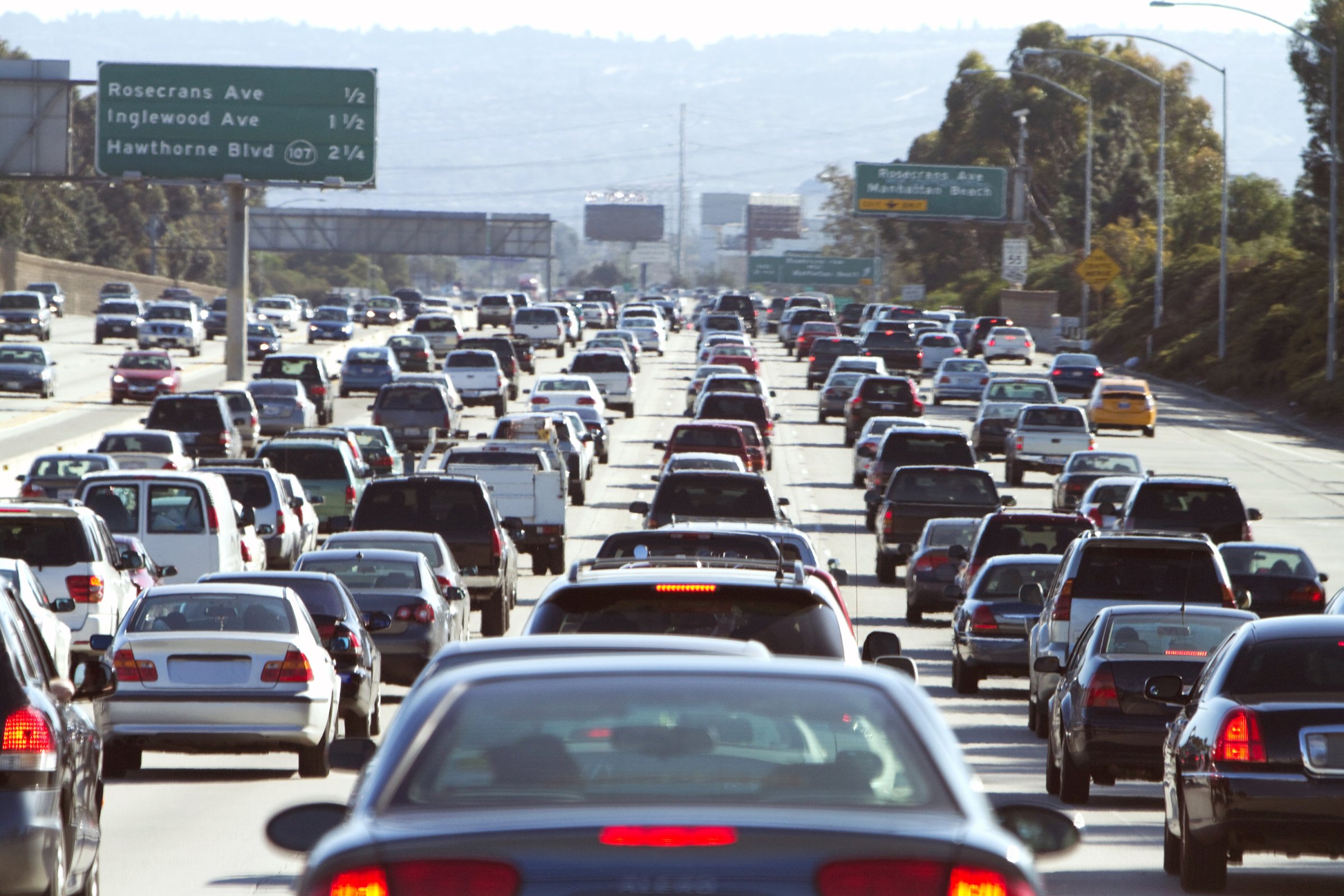 Traffic on the 405 freeway in Los Angeles, California.