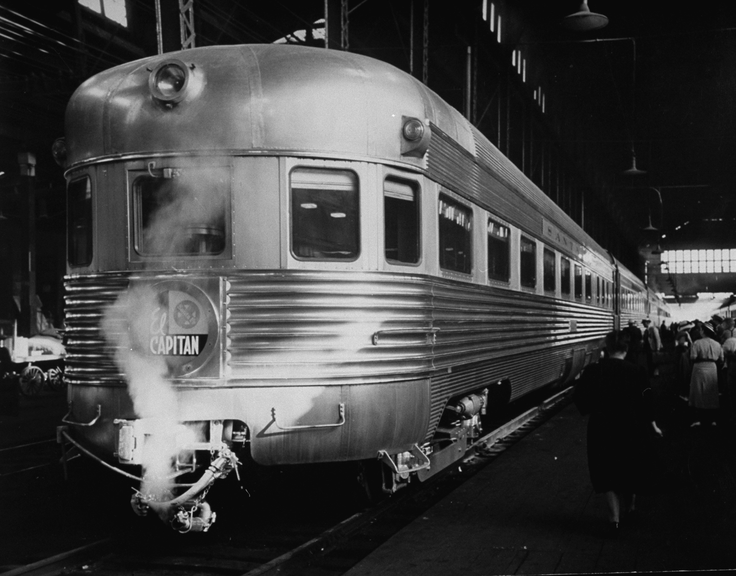 The El Capitan stopping in Chicago, 1939.