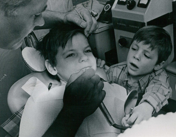 A boy afraid of the dentist observes his friend's dentist appointment in 1970. (Bill Peters&mdash;Denver Post via Getty Images)