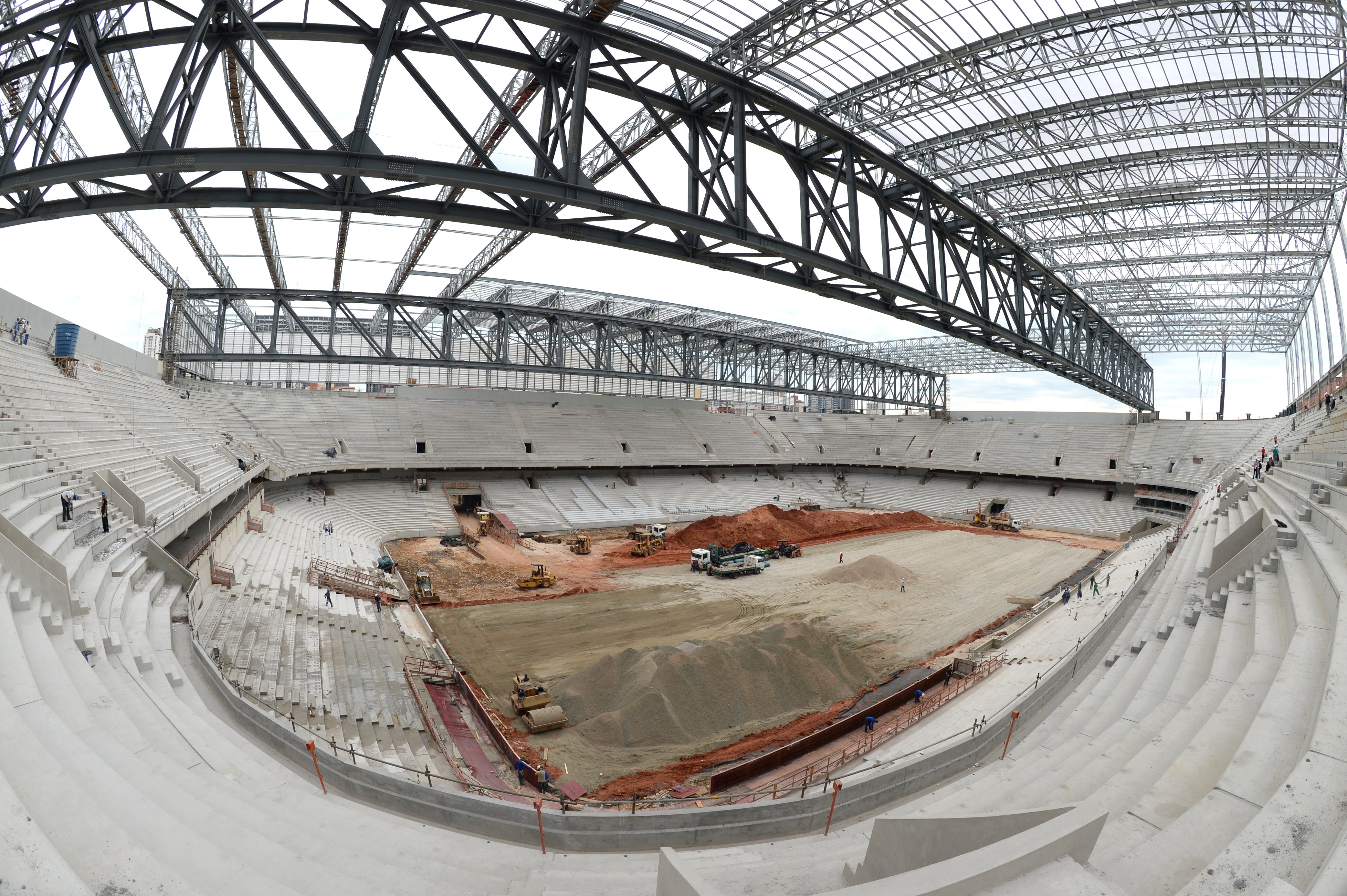 The stadium 'Arena da Baixada' under construction in Curitiba, Brazil, December 14, 2013. (Marcus Brandt—picture-alliance/DPA/AP)