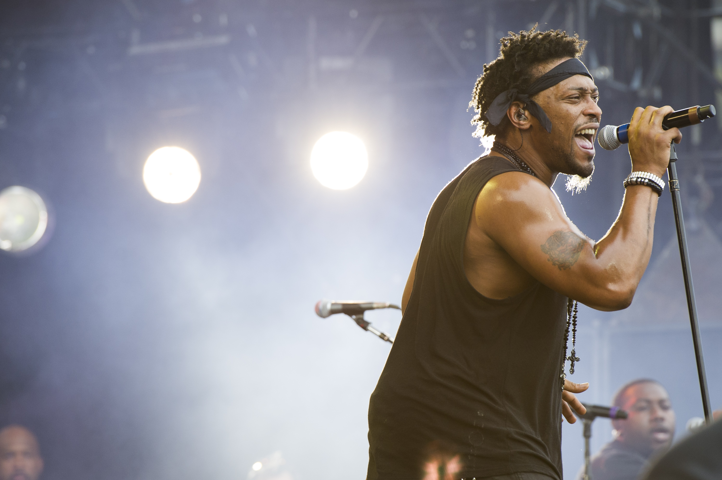 D'Angelo performing in 2012. (Charles Sykes—Invision/AP)