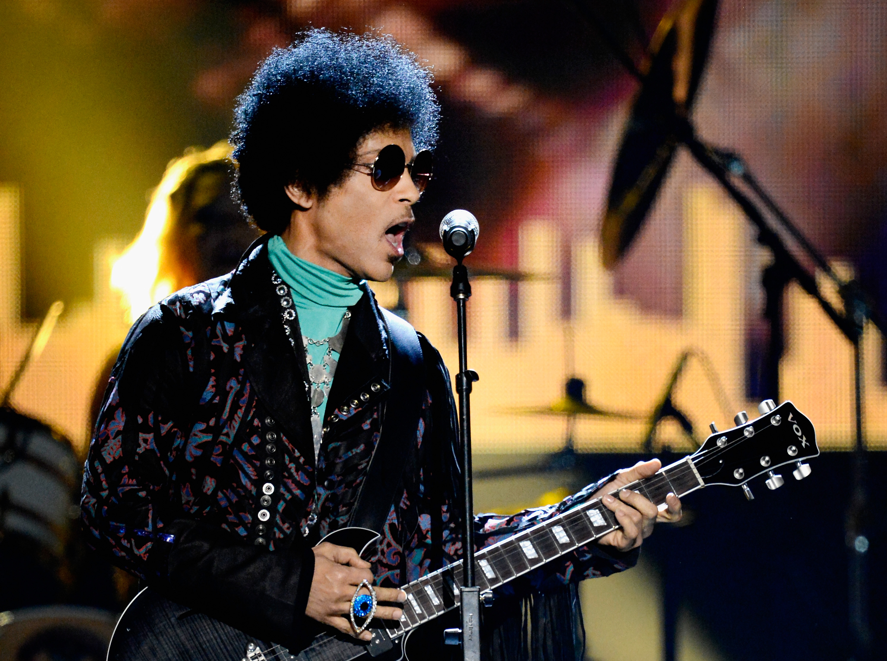 Prince performs onstage during the 2013 Billboard Music Awards at the MGM Grand Garden Arena on May 19, 2013 in Las Vegas. (Kevin Mazur—WireImage/Getty Images)