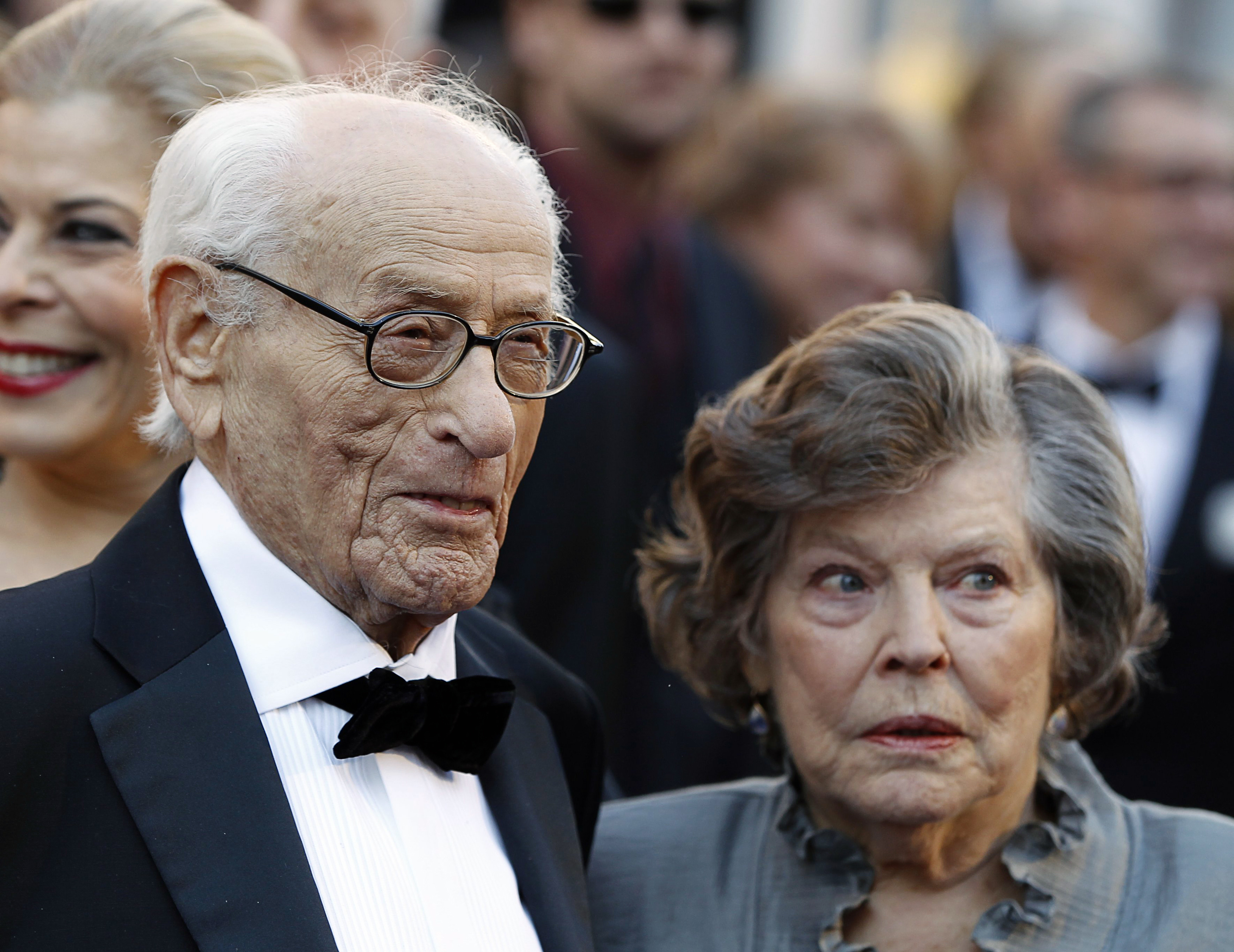 Honorary Oscar recipient actor Eli Wallach and wife Anne Jackson arrive at the 83rd Academy Awards in Los Angeles on Feb. 27, 2011 (Lucas Jackson—Reuters)