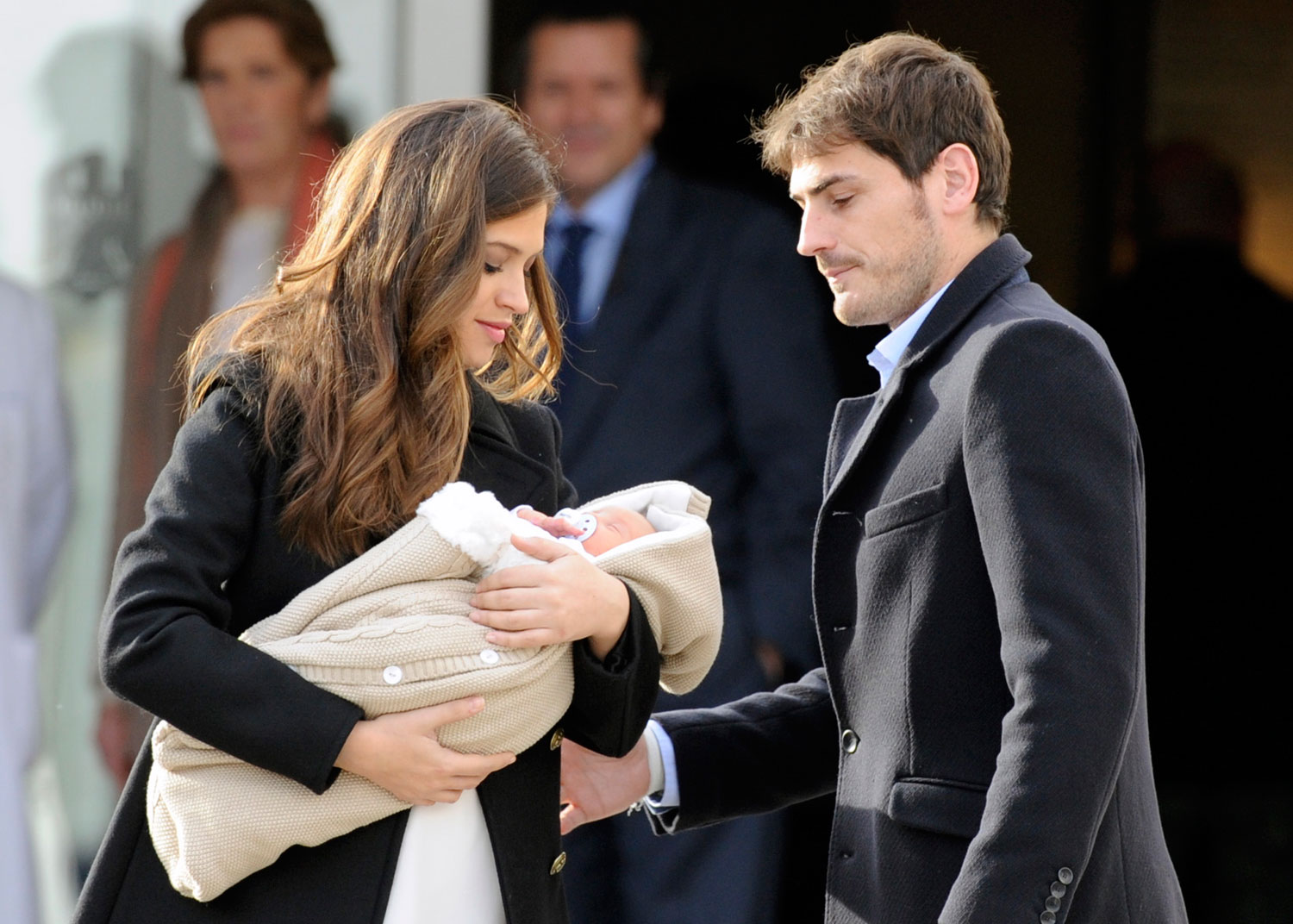 Sara Carbonero and Iker Casillas Present Their Newborn Child in Madrid - January 8, 2014