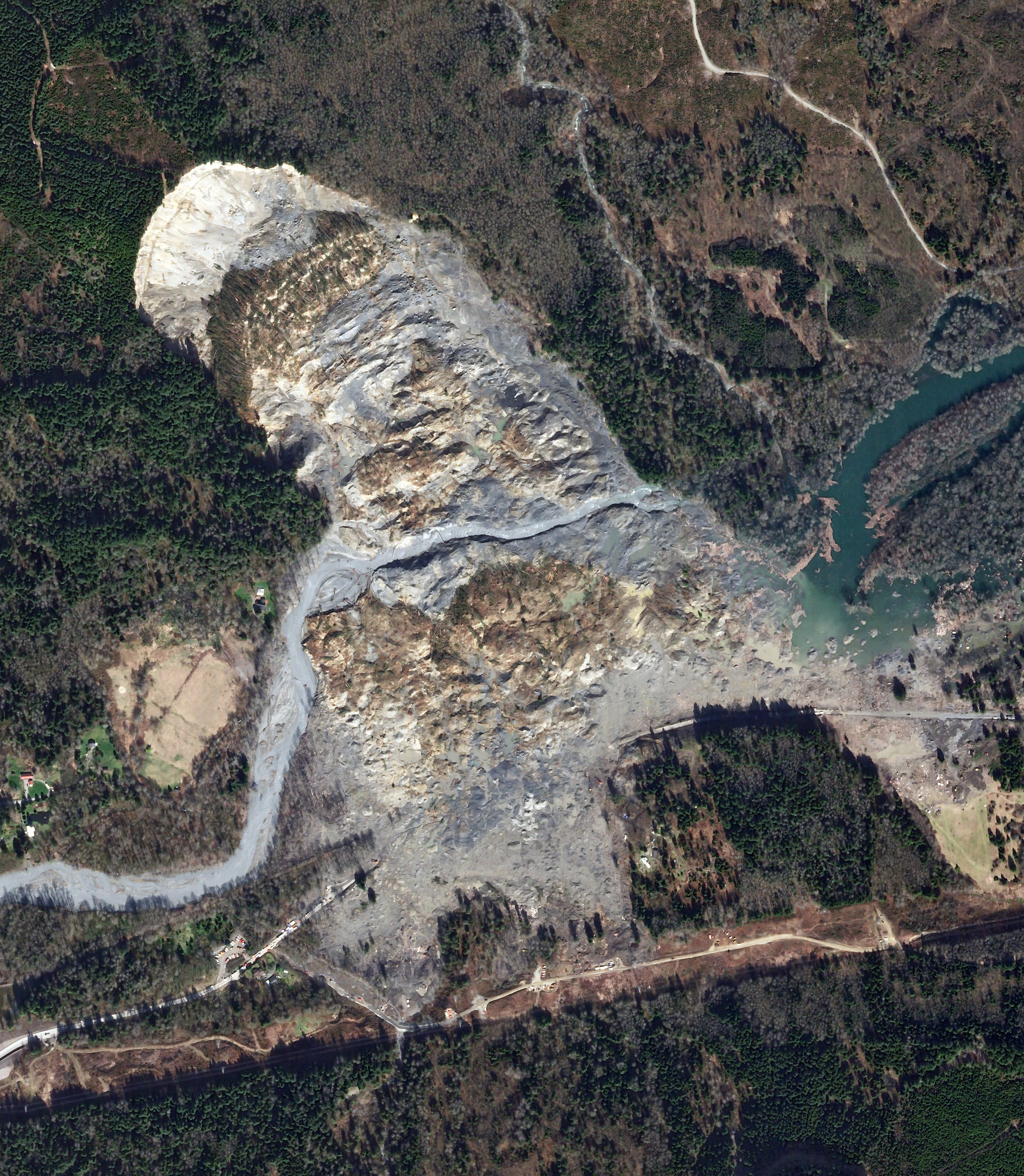 This satellite image created by Skybox shows the mudslide in Oso, Wash. on April 1, 2014. (Skybox Imaging/AP)