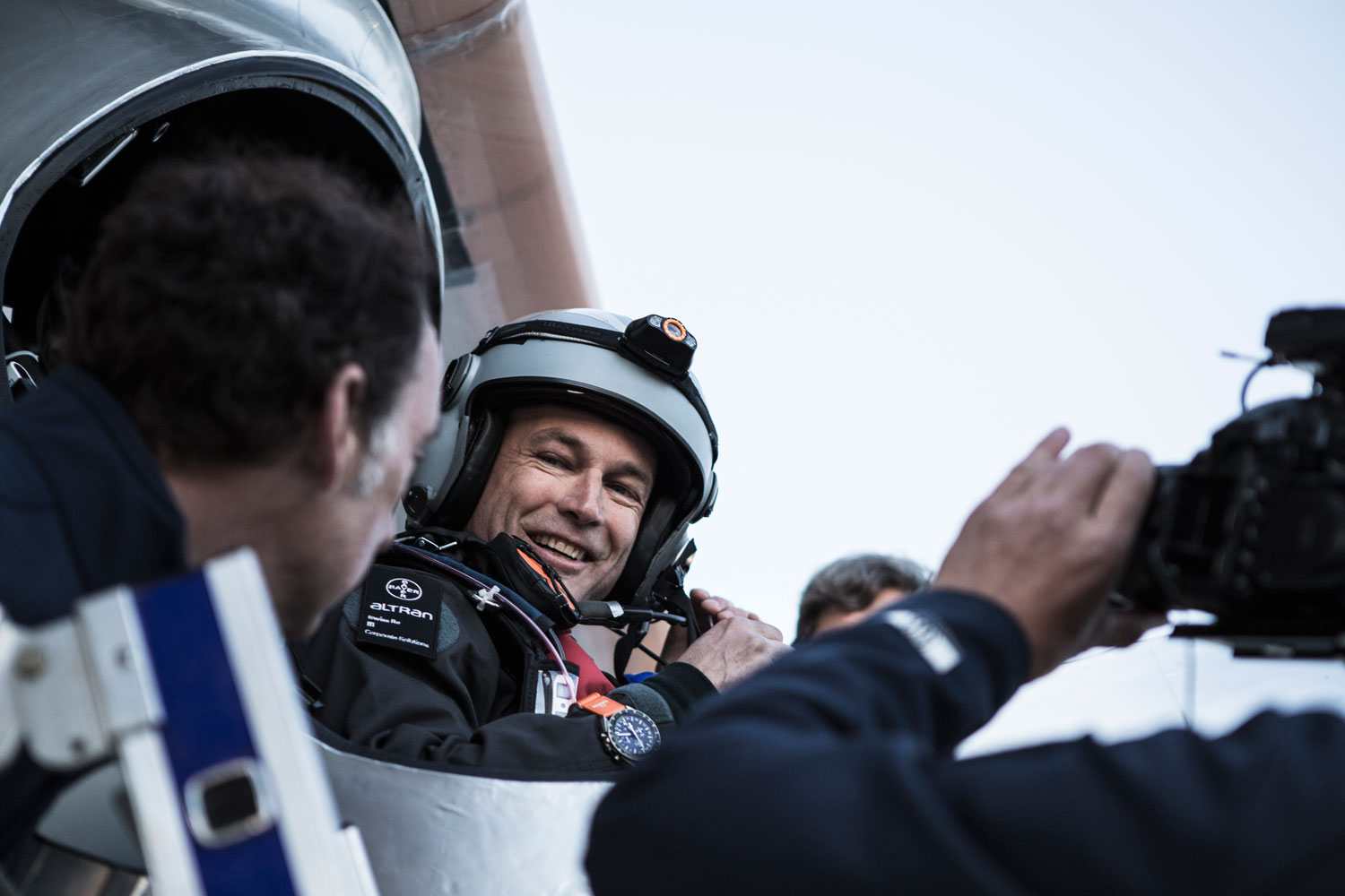 The pilot Bertrand Piccard, initiator and President of the Solar Impulse project, will be flying over the San Francisco Bay area and pass over the Golden Gate Bridge.