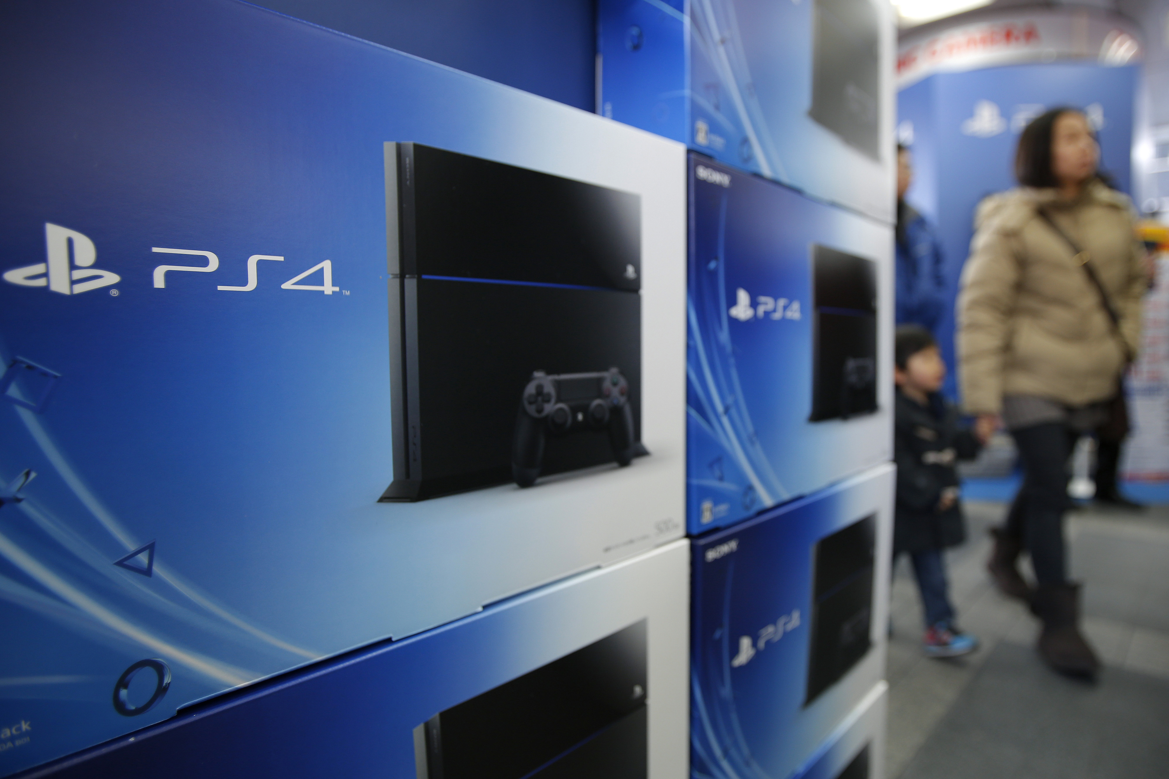 playstation 4 in store
