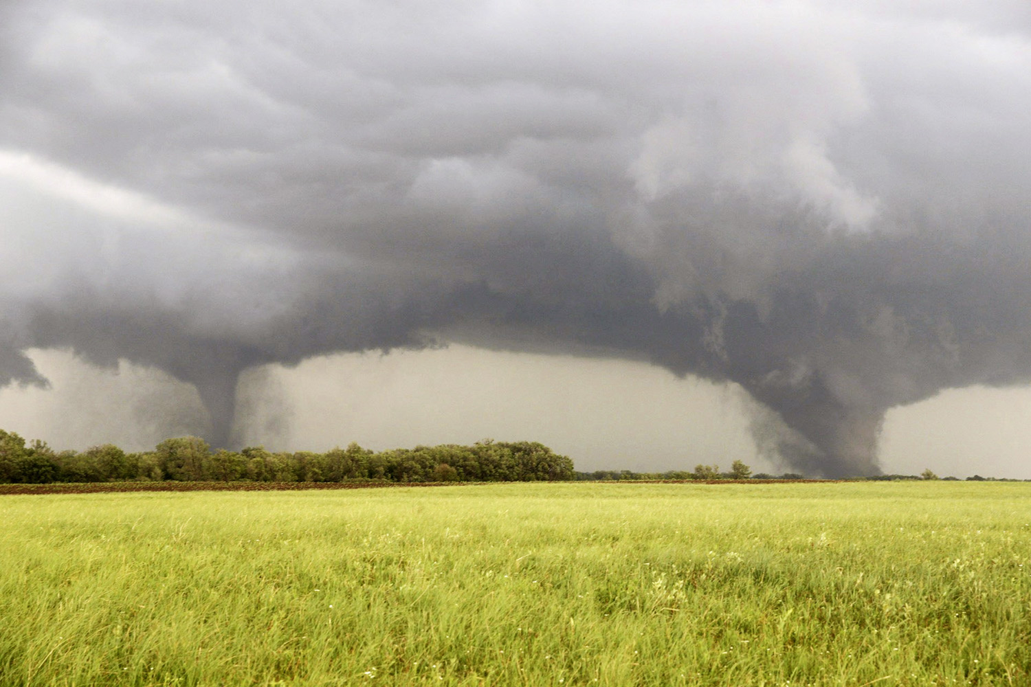 Double Tornadoes, Pilger, Nebraska, Weather