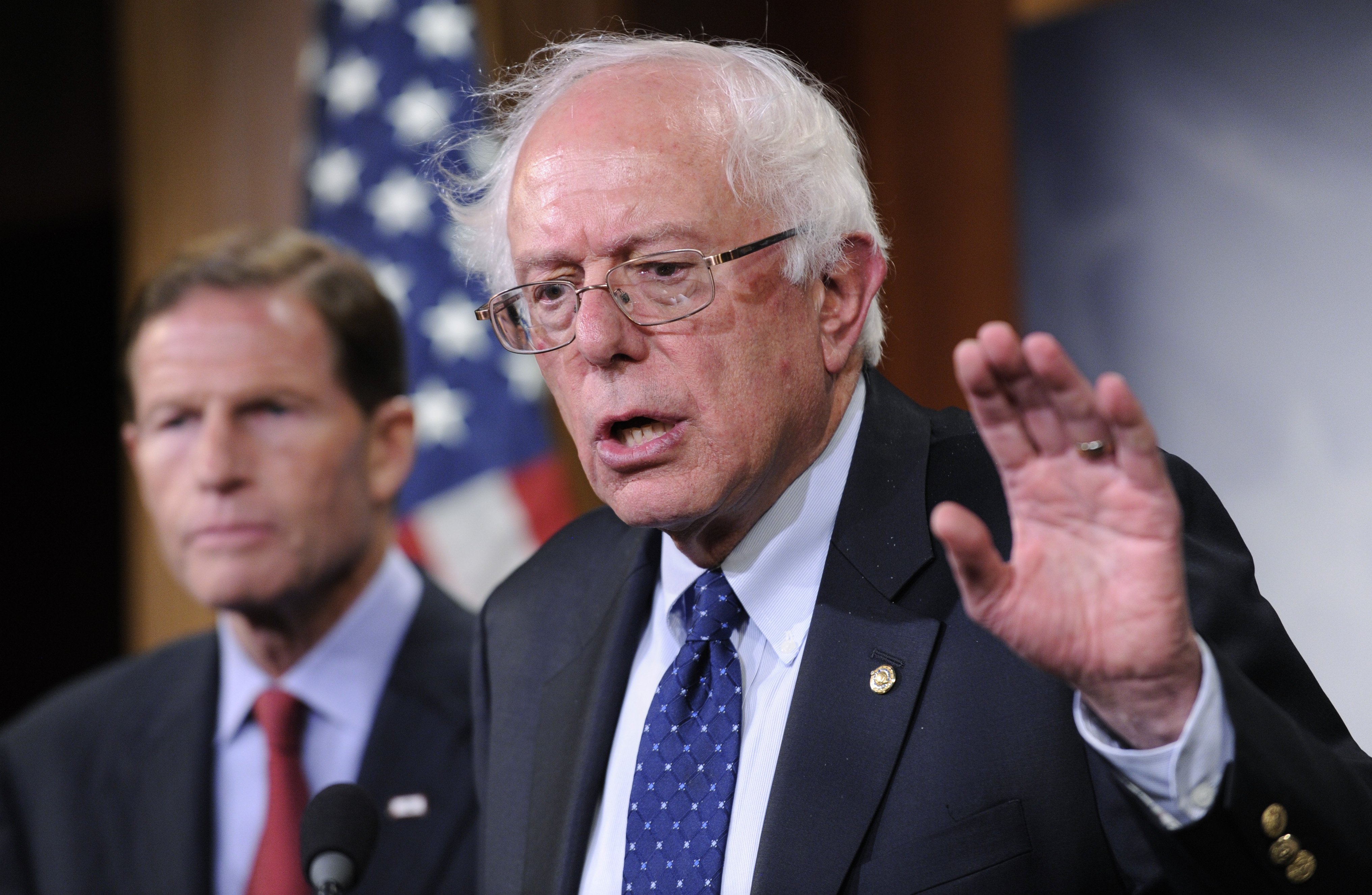 From right: Senator Bernie Sanders and Senator Richard Blumenthal during a news conference on Capitol Hill in Washington, D.C., on July 24, 2014. (AP)