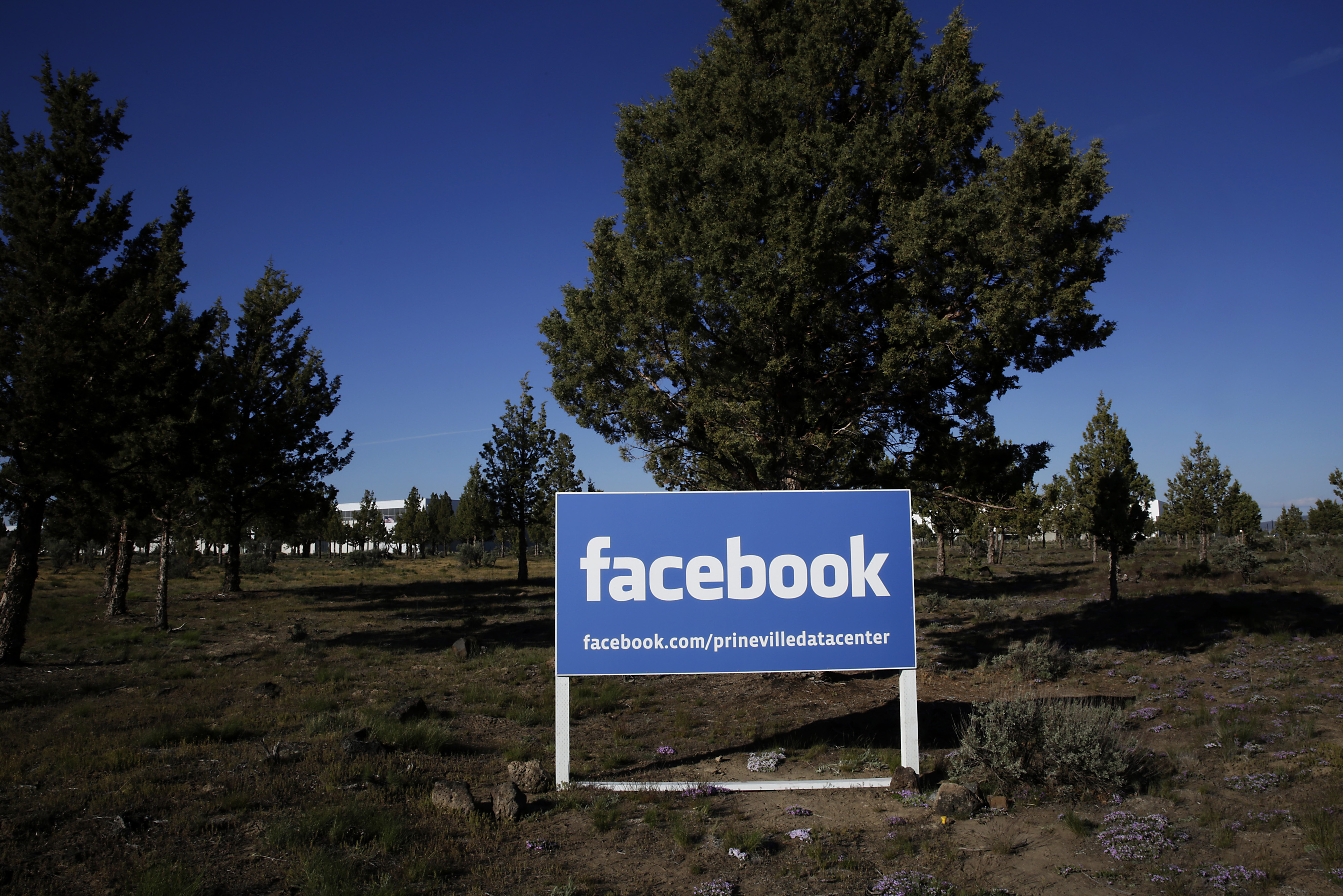 Signage stands outside the Facebook Inc. Prineville Data Center in Prineville, Oregon, U.S., on Monday, April 28, 2014. (Bloomberg&mdash;Bloomberg via Getty Images)