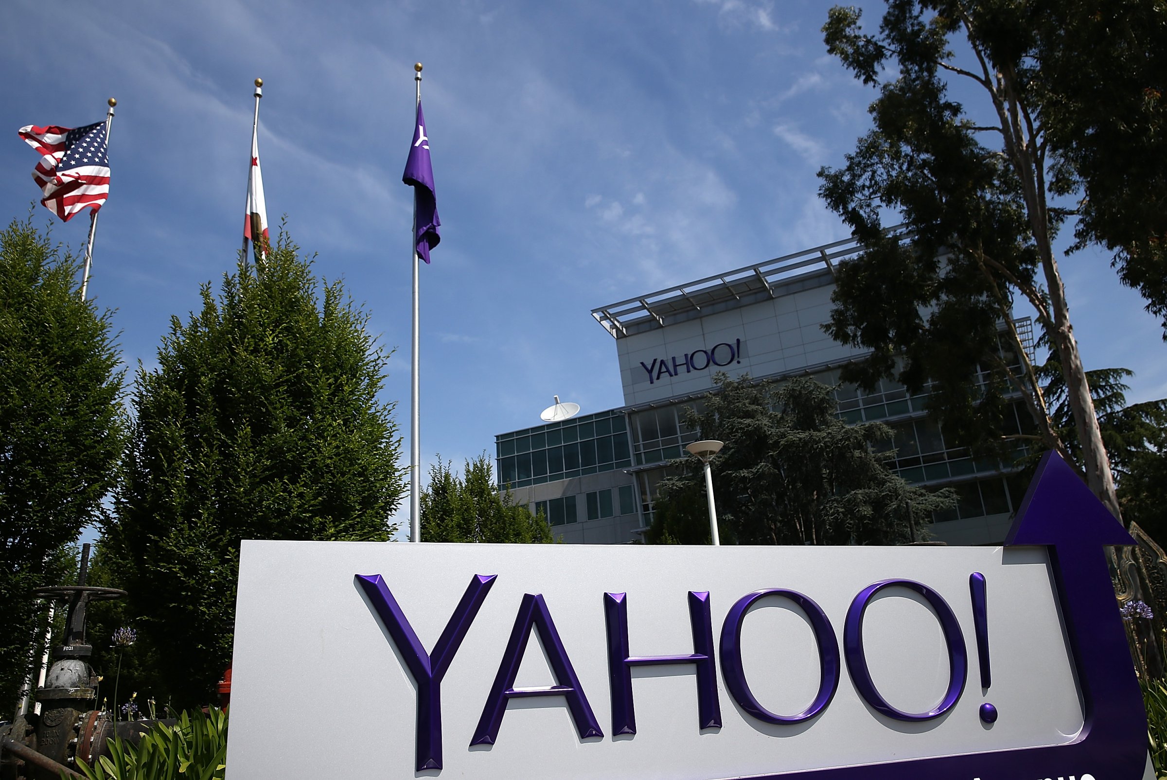 Female Yahoo Exec Sued for Sexual Harassment