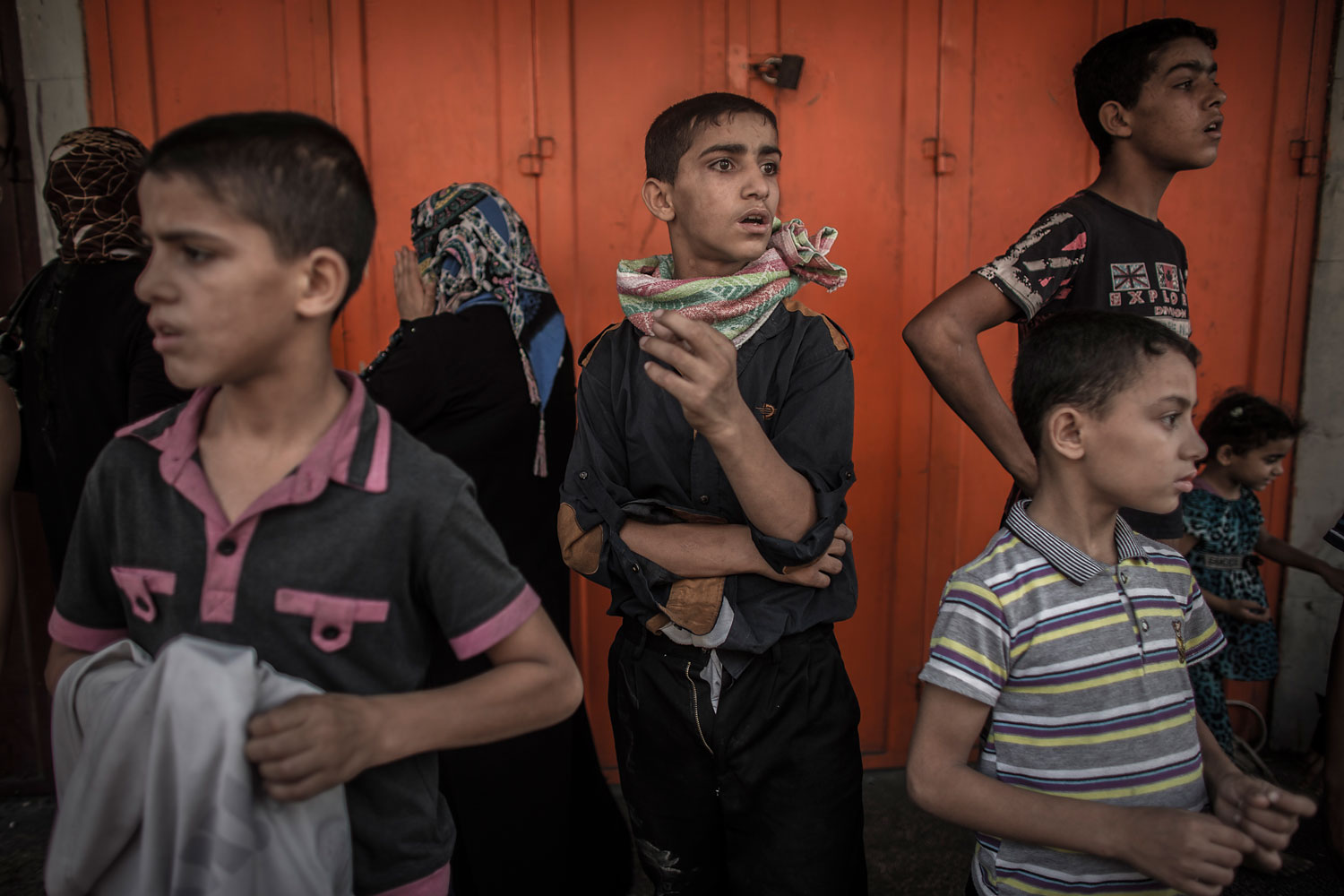 Palestinians flee east Gaza neighbourhood