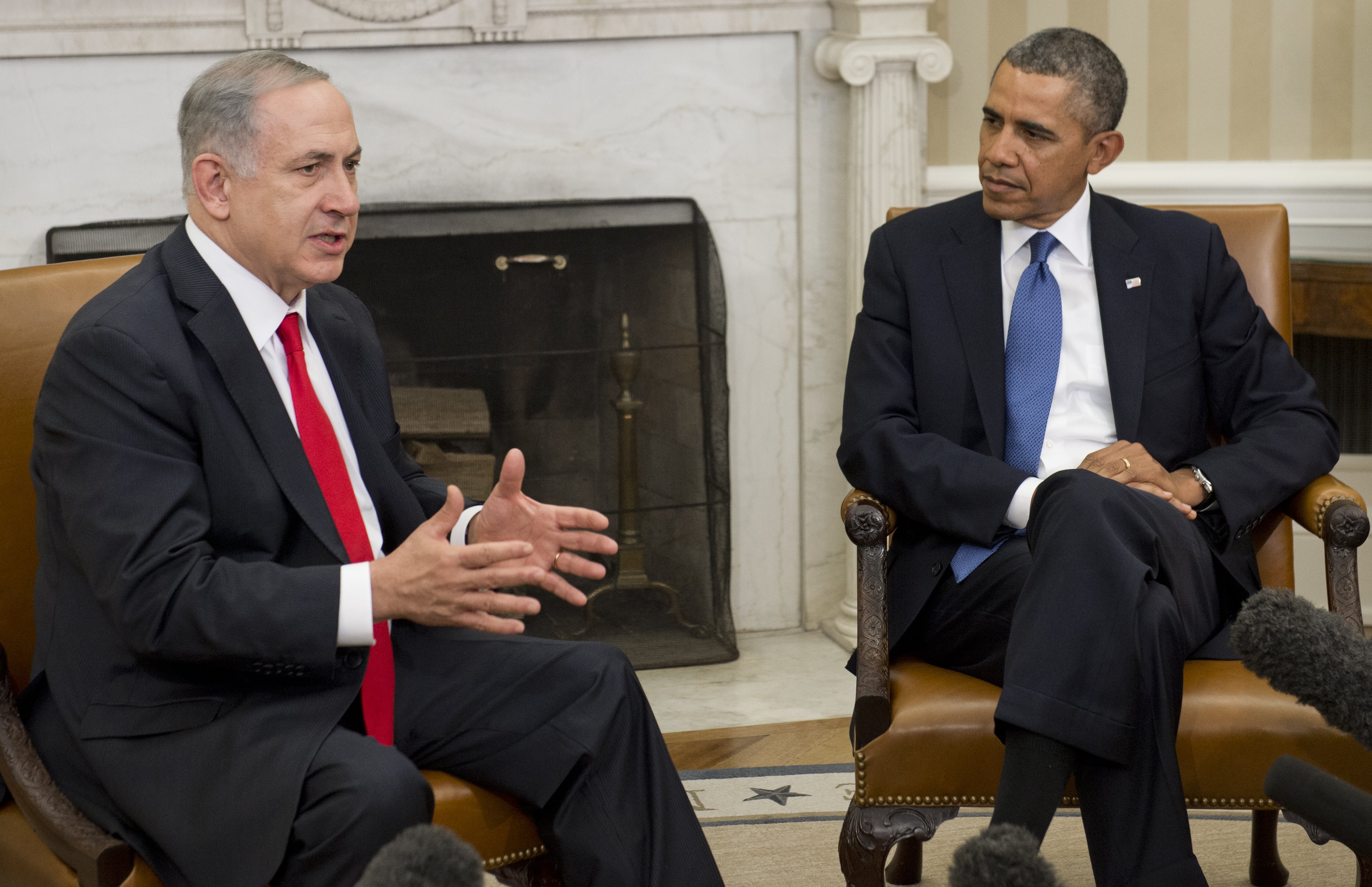US President Barack Obama(R) and Israeli Prime Minister Benjamin Netanyahu hold a meeting in the Oval Office of the White House in Washington on March 3, 2014. (Saul Loeb—AFP/Getty Images)