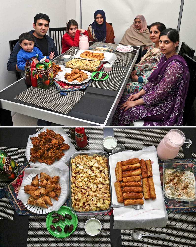 A Muslim family waits to break their fast in Sydney on July 4, 2014.