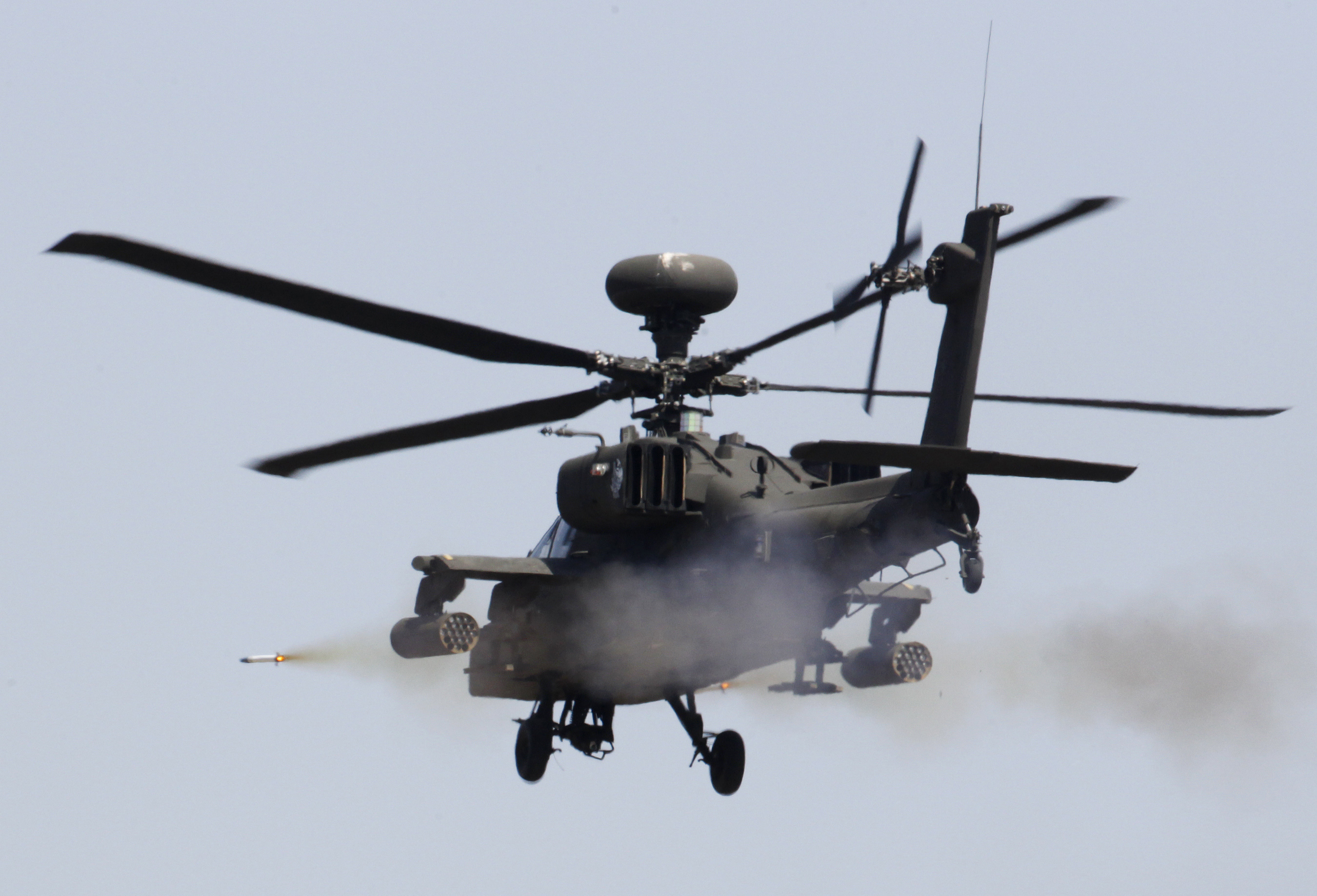AH-64 Apache helicopters like this one arrived in Baghdad on Sunday. (Jo Yong hak / Reuters)