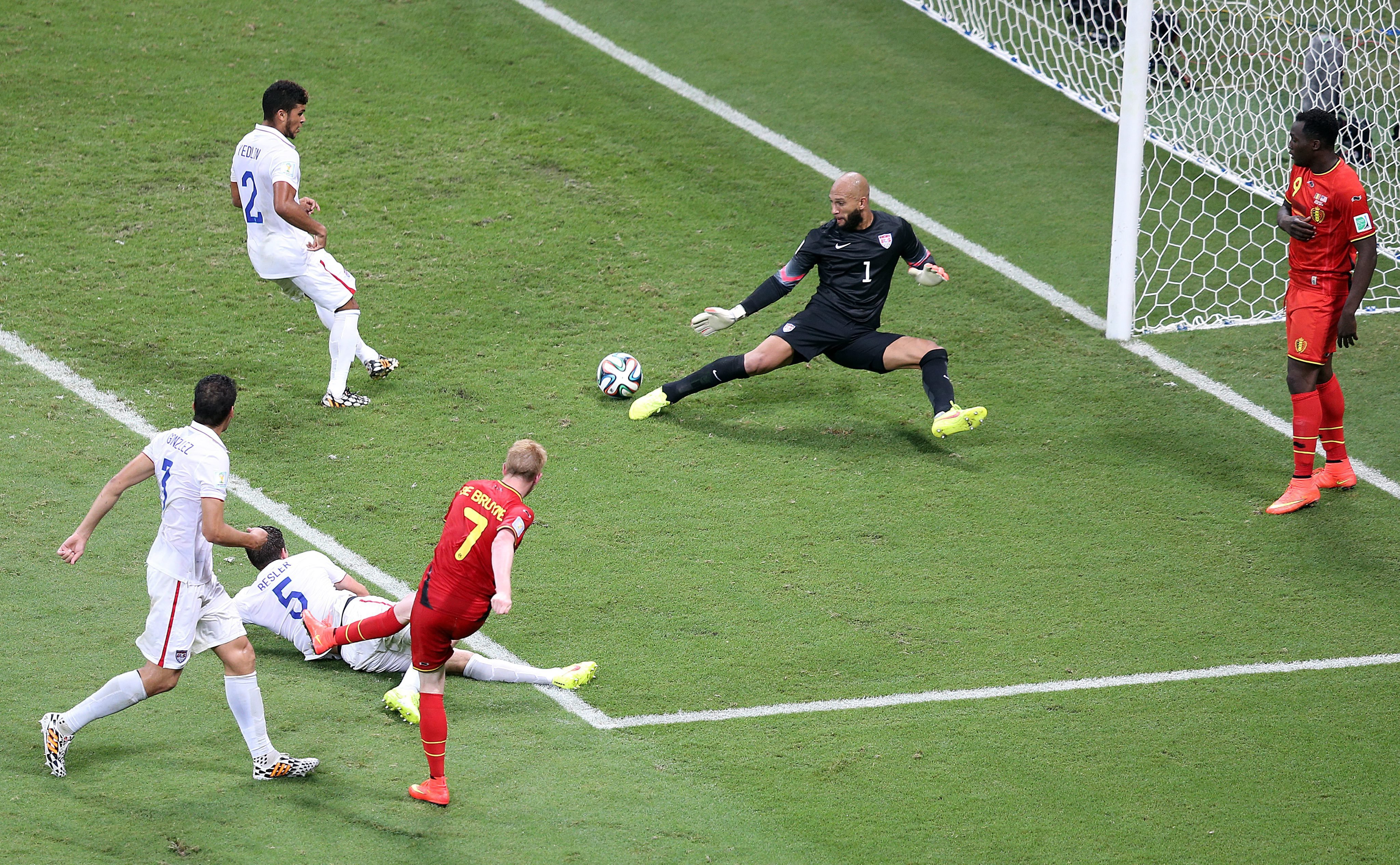 epa04294861 Kevin De Bruyne of Belgium scores the 1-0 during the FIFA World Cup 2014 round of 16 match between Belgium and the USA at the Arena Fonte Nova in Salvador, Brazil, 01 July 2014. 
                              
                              (RESTRICTIONS APPLY: Editorial Use Only, not used in association with any commercial entity - Images must not be used in any form of alert service or push service of any kind including via mobile alert services, downloads to mobile devices or MMS messaging - Images must appear as still images and must not emulate match action video footage - No alteration is made to, and no text or image is superimposed over, any published image which: (a) intentionally obscures or removes a sponsor identification image; or (b) adds or overlays the commercial identification of any third party which is not officially associated with the FIFA World Cup)  EPA/ALI HAIDER   EDITORIAL USE ONLY
