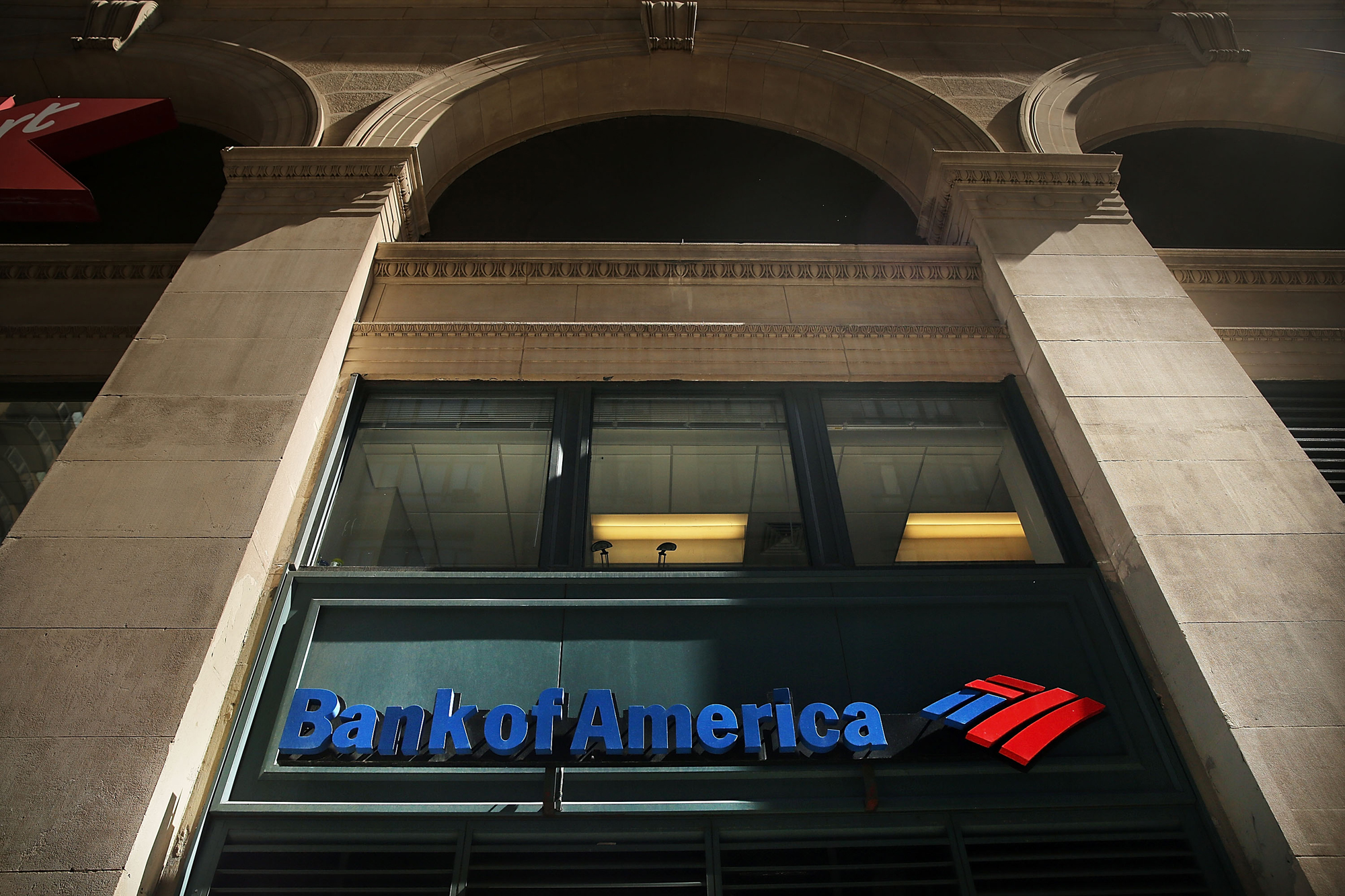 Bank Of America Reports Loss Due 6 Billion Dollar Legal Charge