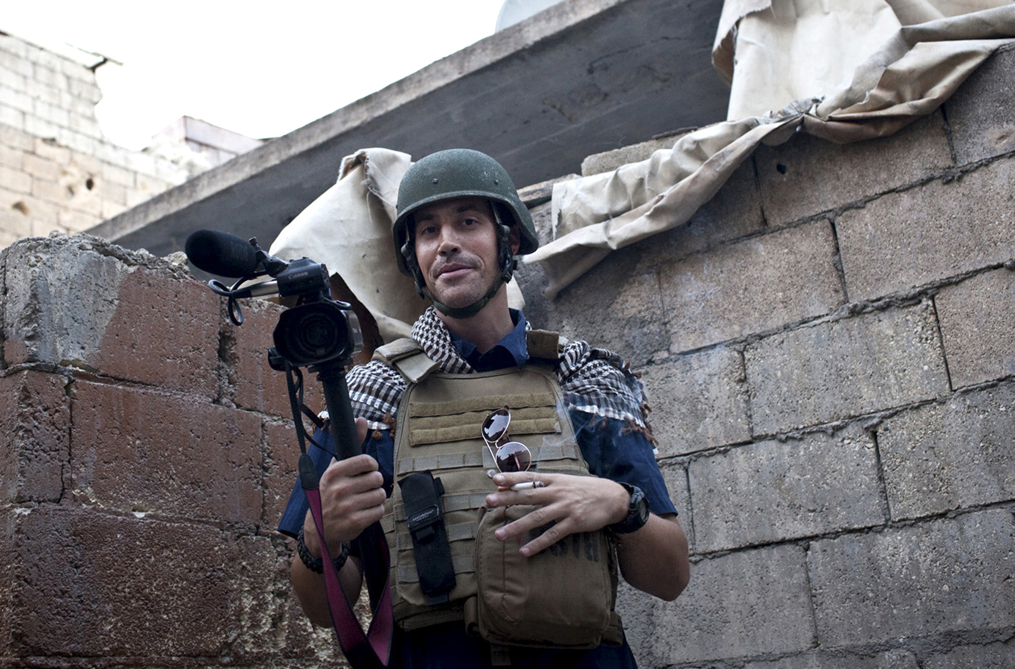 Journalist James Foley covers the civil war in Aleppo, Syria, in November 2012. (Nicole Tung—AP)