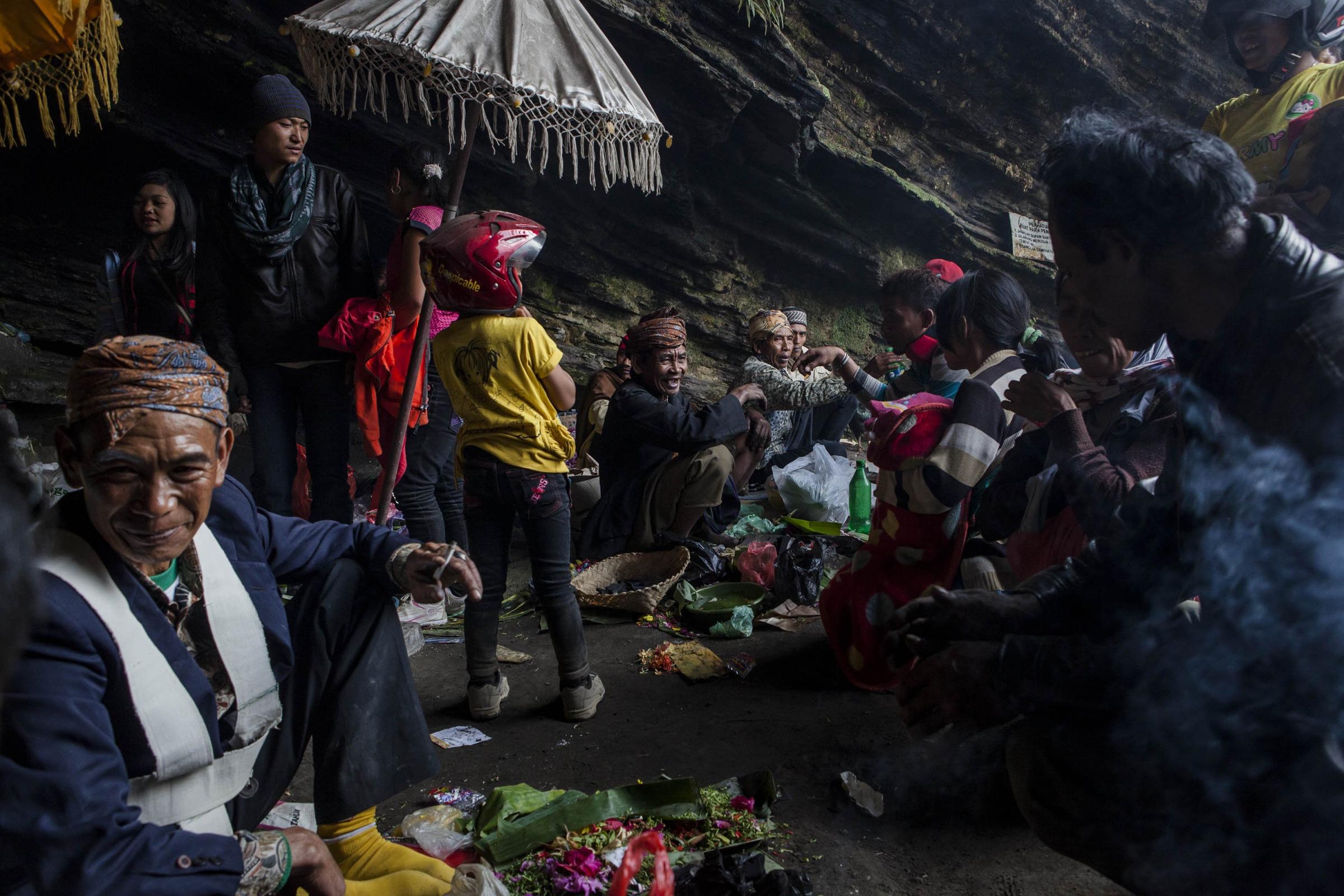 Villagers Offer Up Gifts To Volcano As Part Of Yadnya Kasada Festival