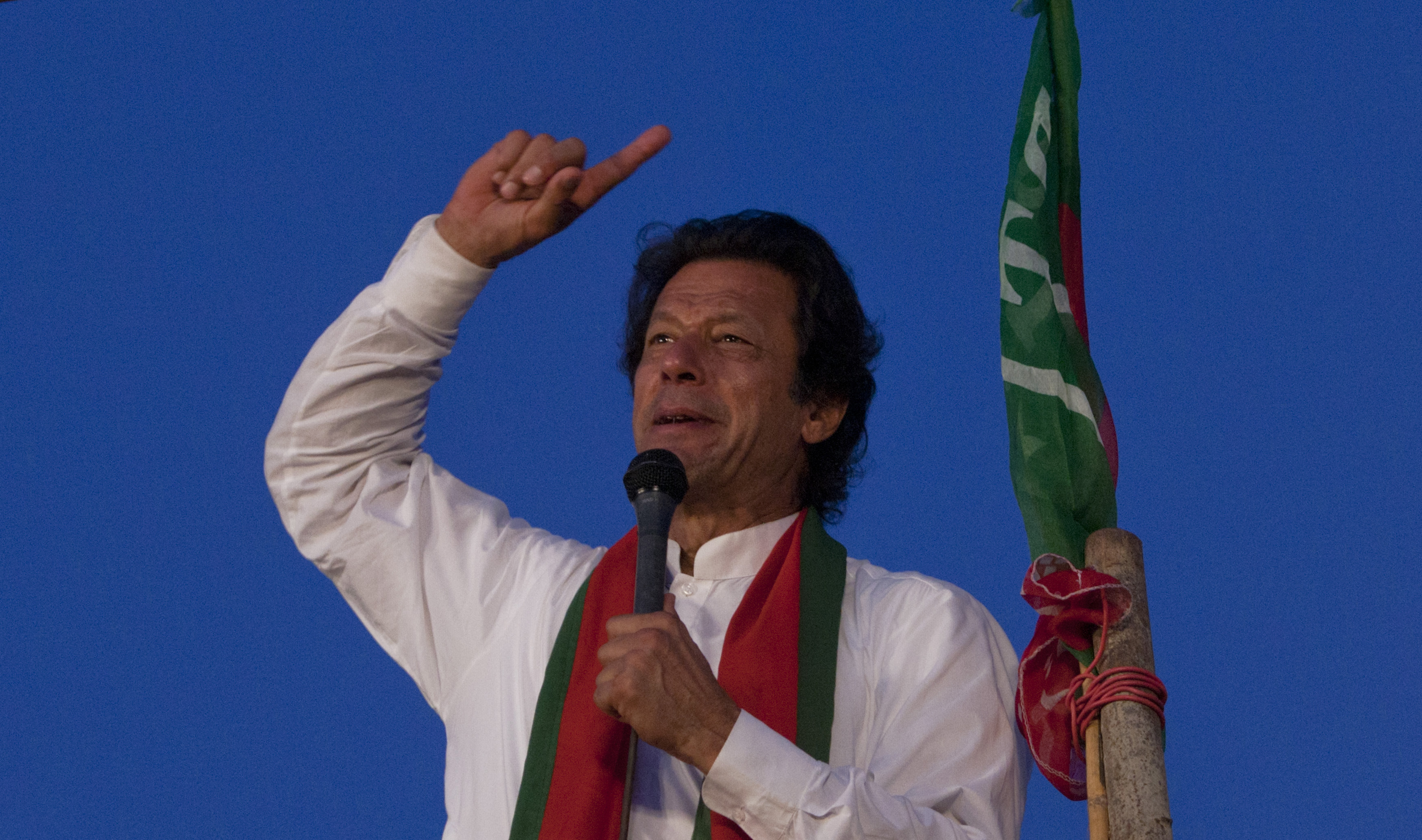 Tahir-ul-Qadri and Imran Khan attend anti-government protests in Islamabad