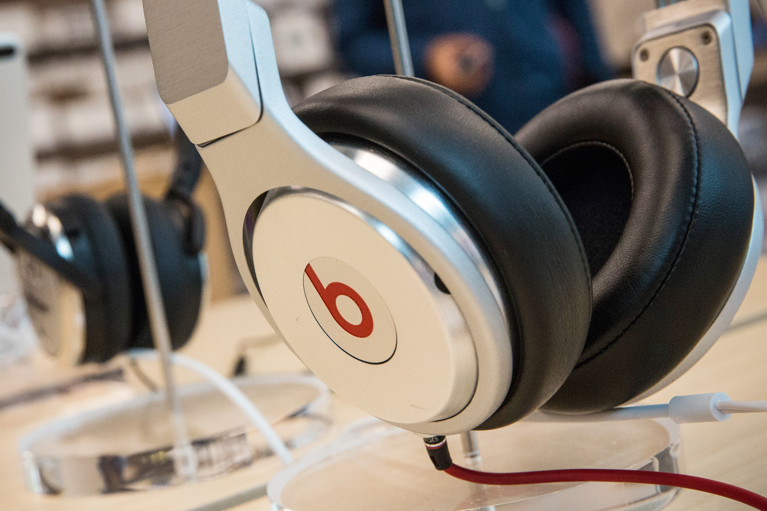 Beats headphones are sold in an Apple store on May 9, 2014 in New York City. (Andrew Burton&mdash;Getty Images)