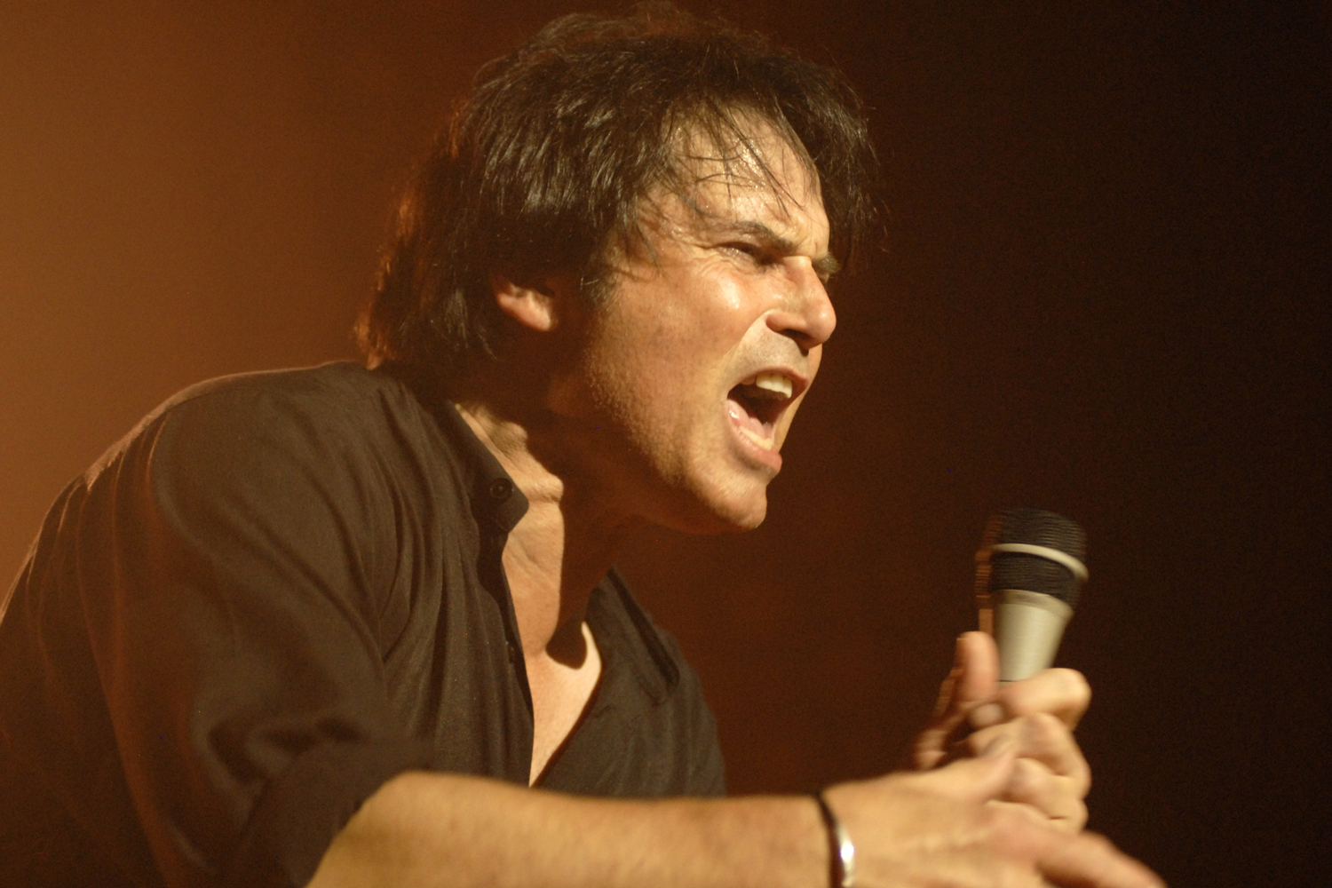 Jimi Jamison performing in Nashville, Tennessee, in 2009.