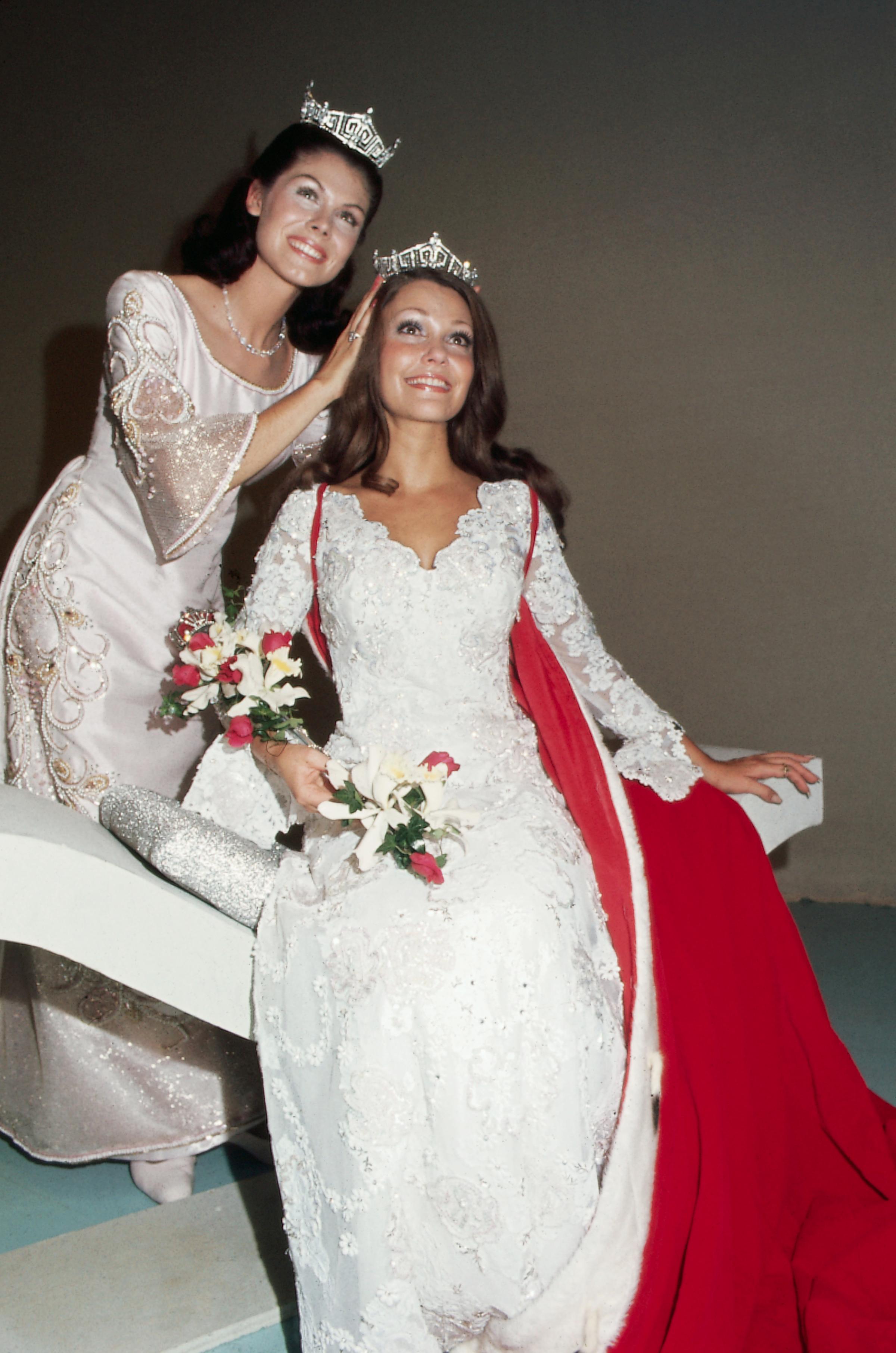 Miss America 1973 Being Crowned