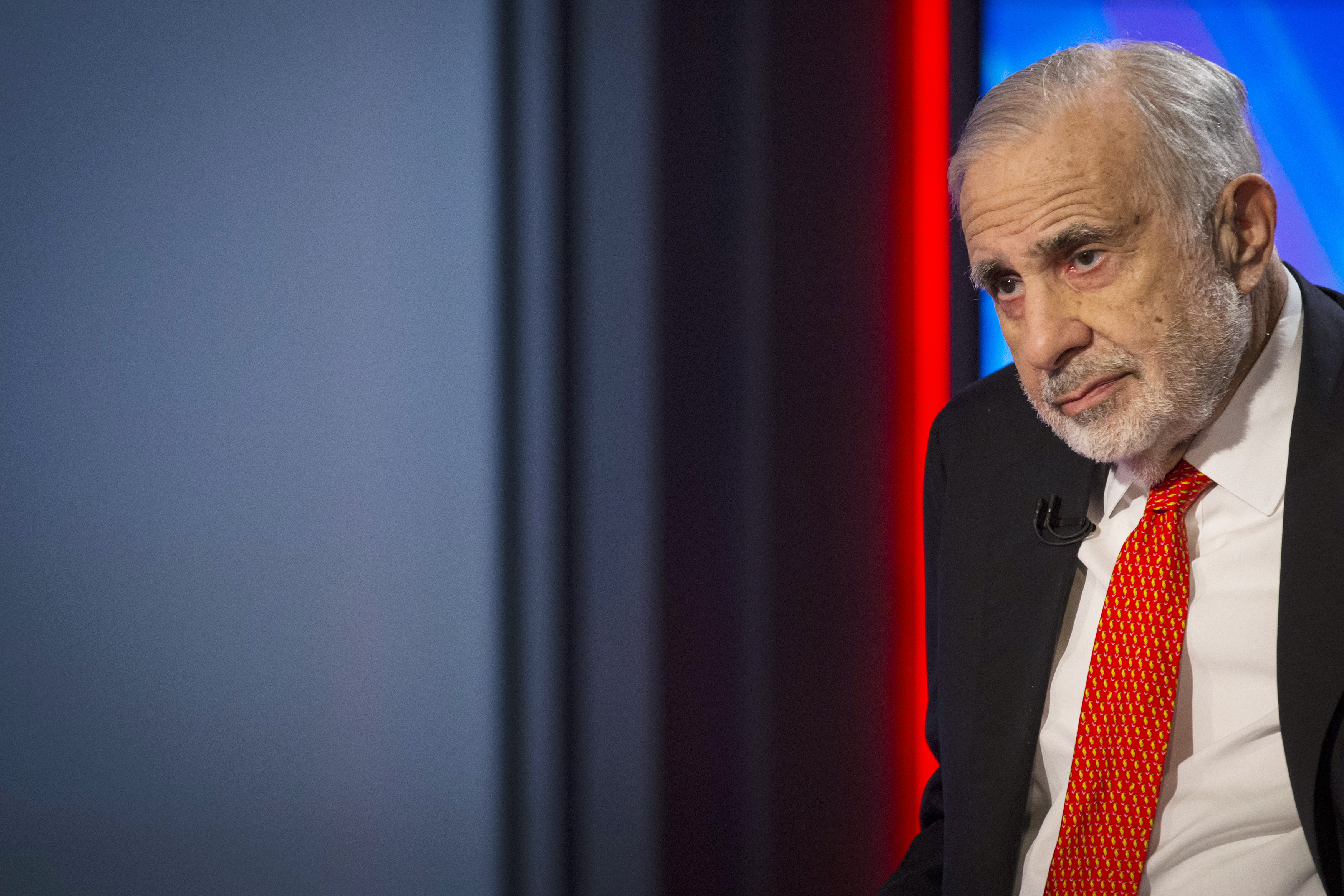 Carl Icahn gives an interview on FOX Business Network's Neil Cavuto show in New York Feb. 11, 2014. (Brendan McDermid—Reuters)