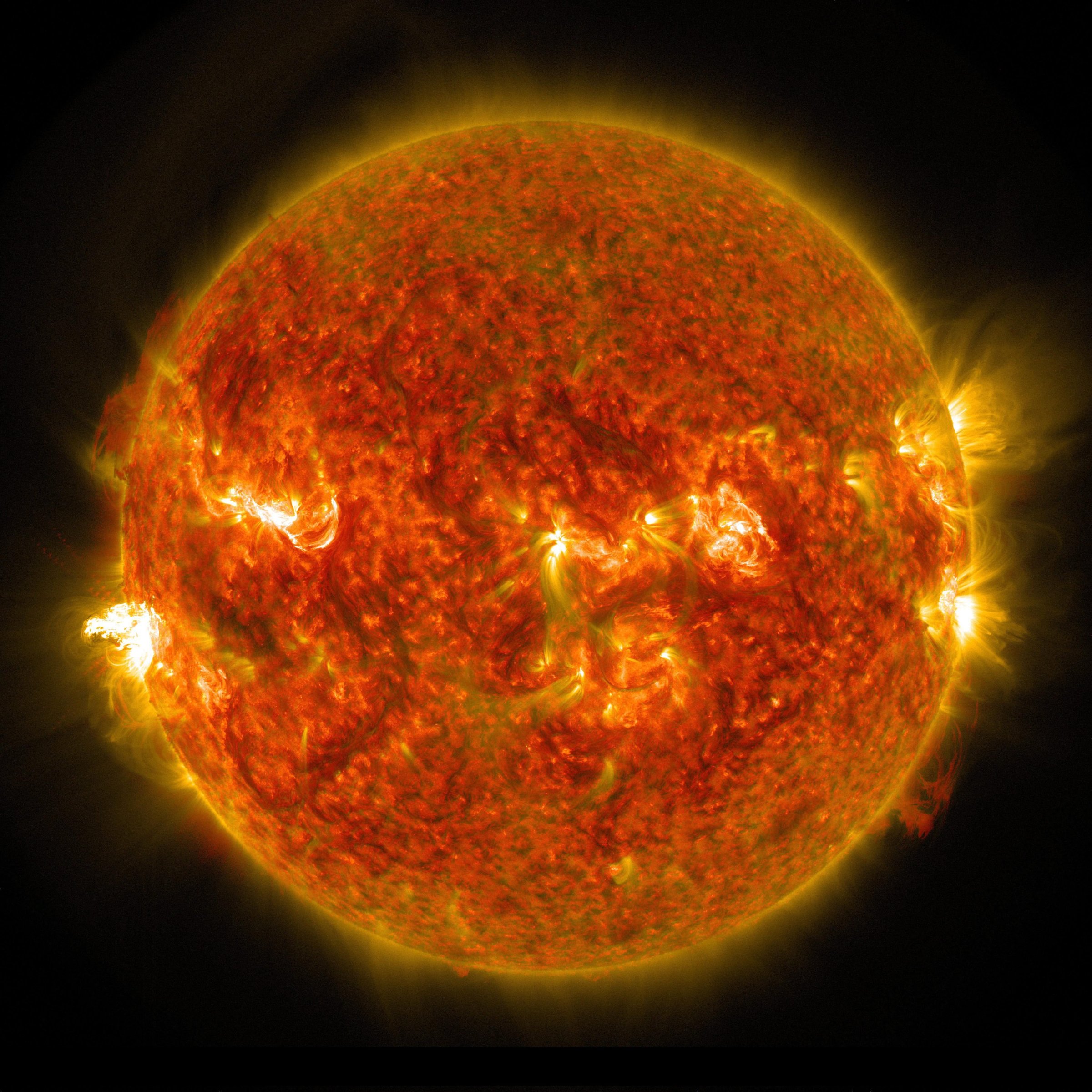 Late Summer Flare captured by Solar Dynamics Observatory