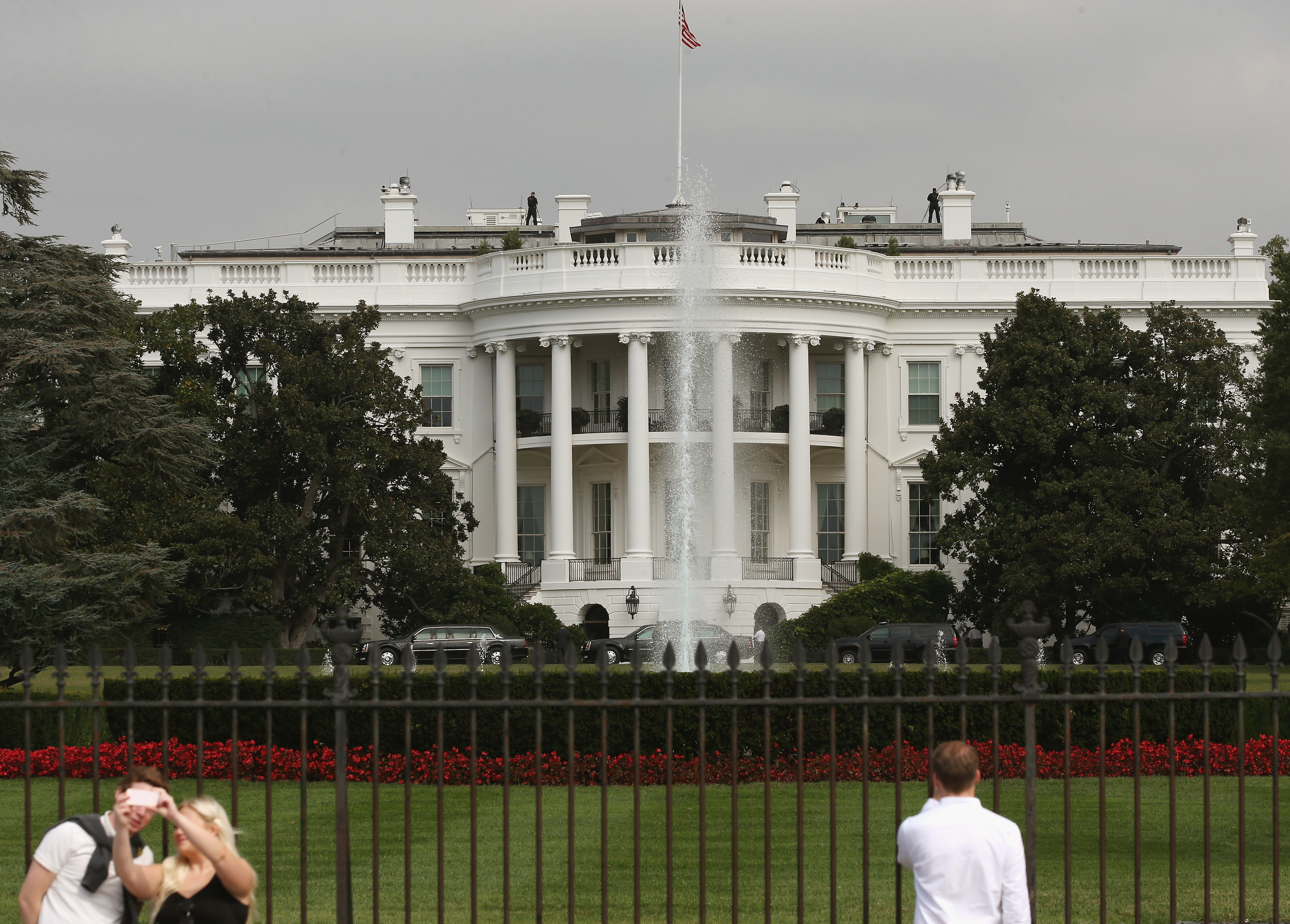 Tourists visit the south side of the White House on Sept. 30, 2014 in Washington. (Mark Wilson—Getty Images)