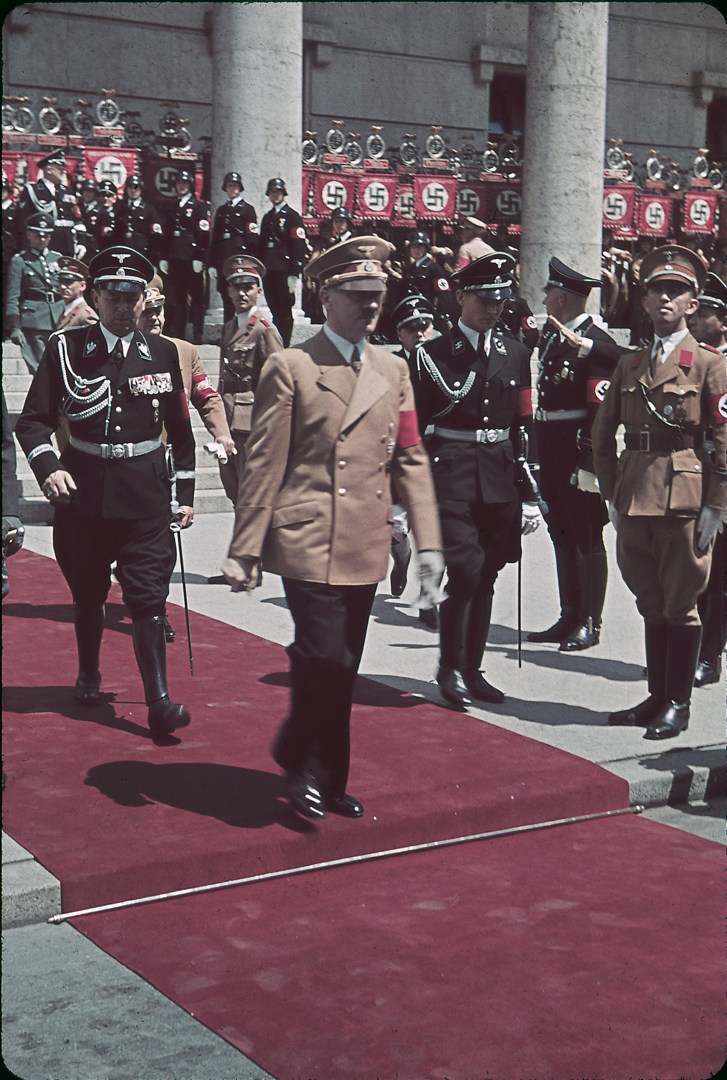 Hitler leaving Haus der Kunst during the 1939 "Day of German Art."