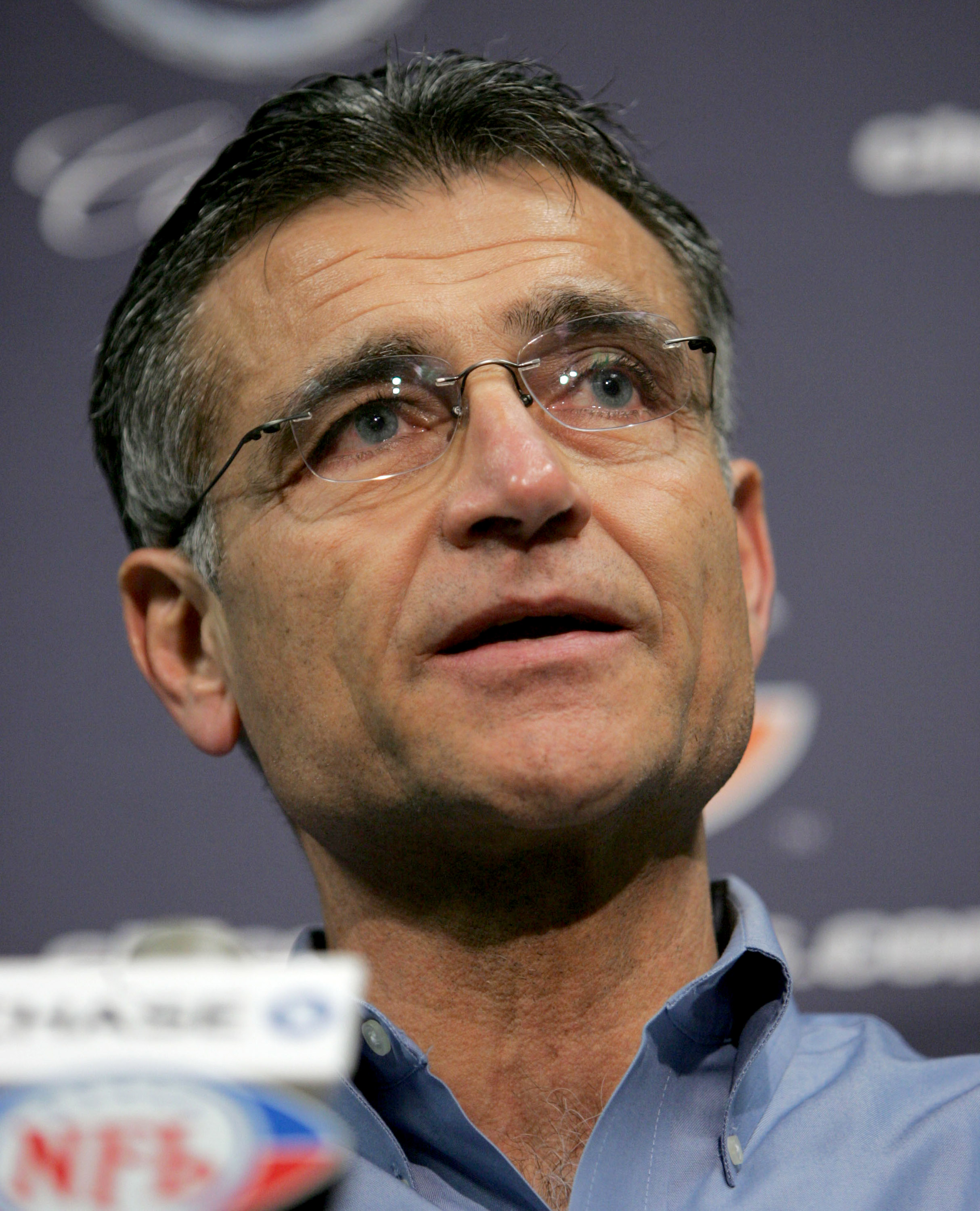 Chicago Bears general manager Jerry Angelo speaks at press c