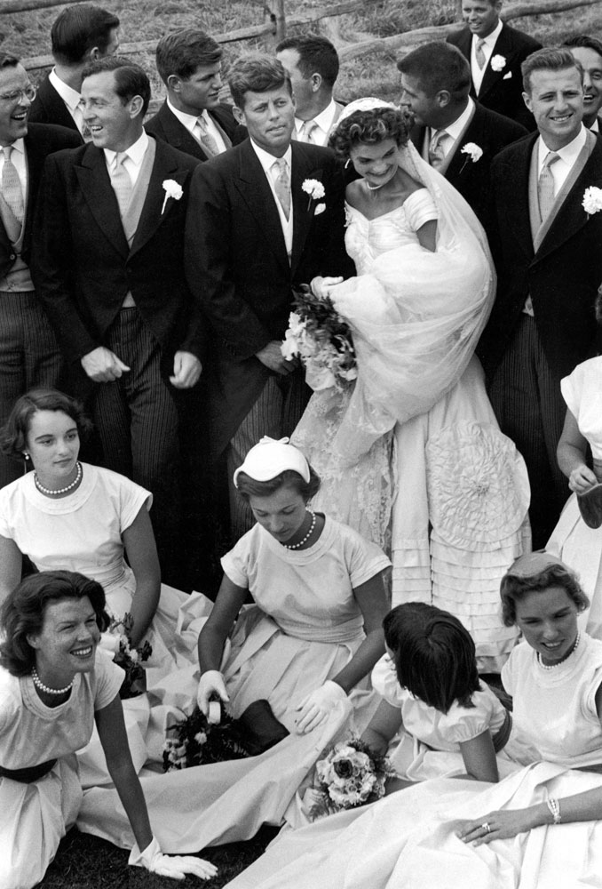 John and Jackie Kennedy with ushers, bridesmaids and flower girls, Newport, R.I., Sept. 12, 1953.
