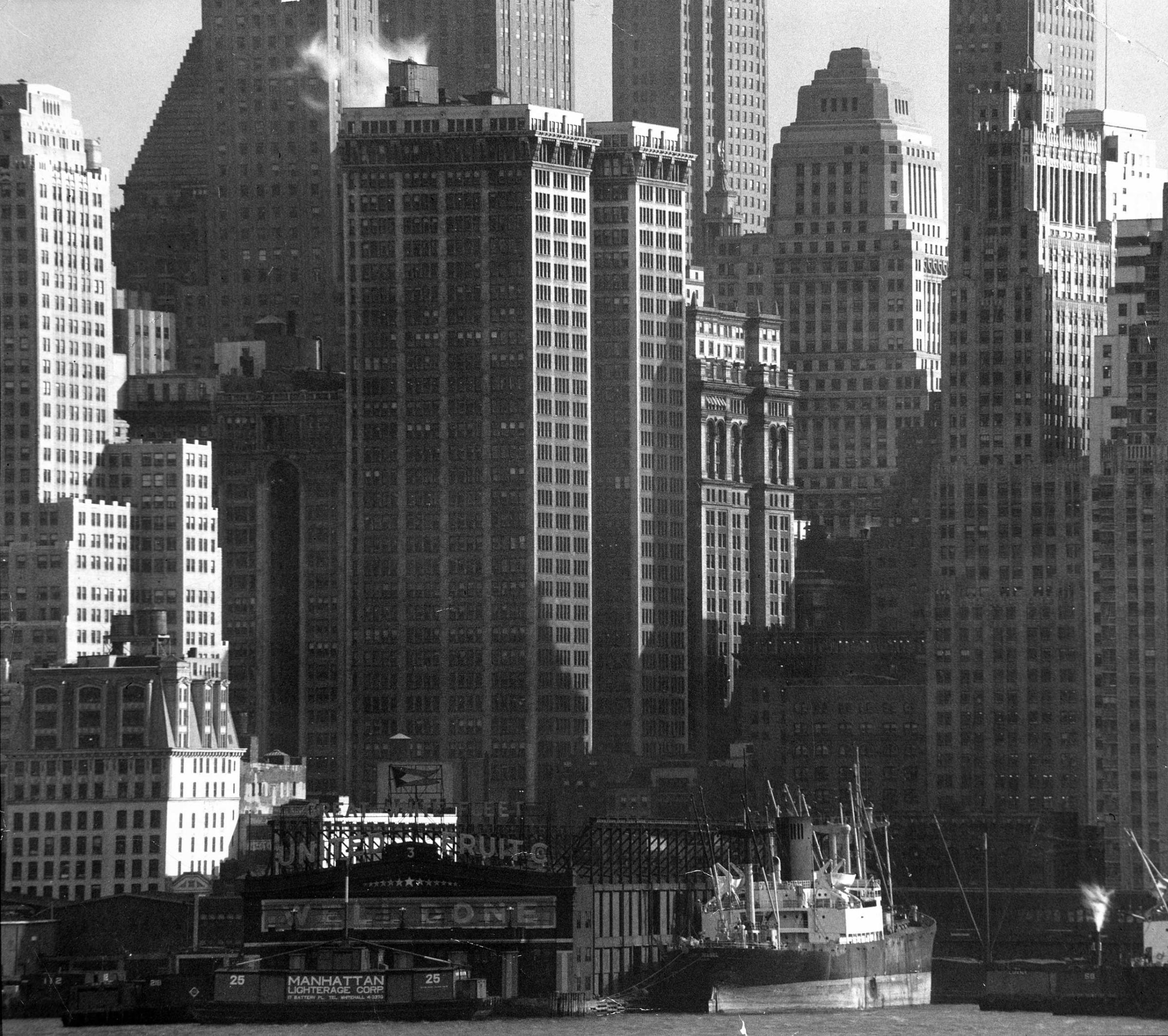 Lower Manhattan as seen from across the Hudson River, 1946.