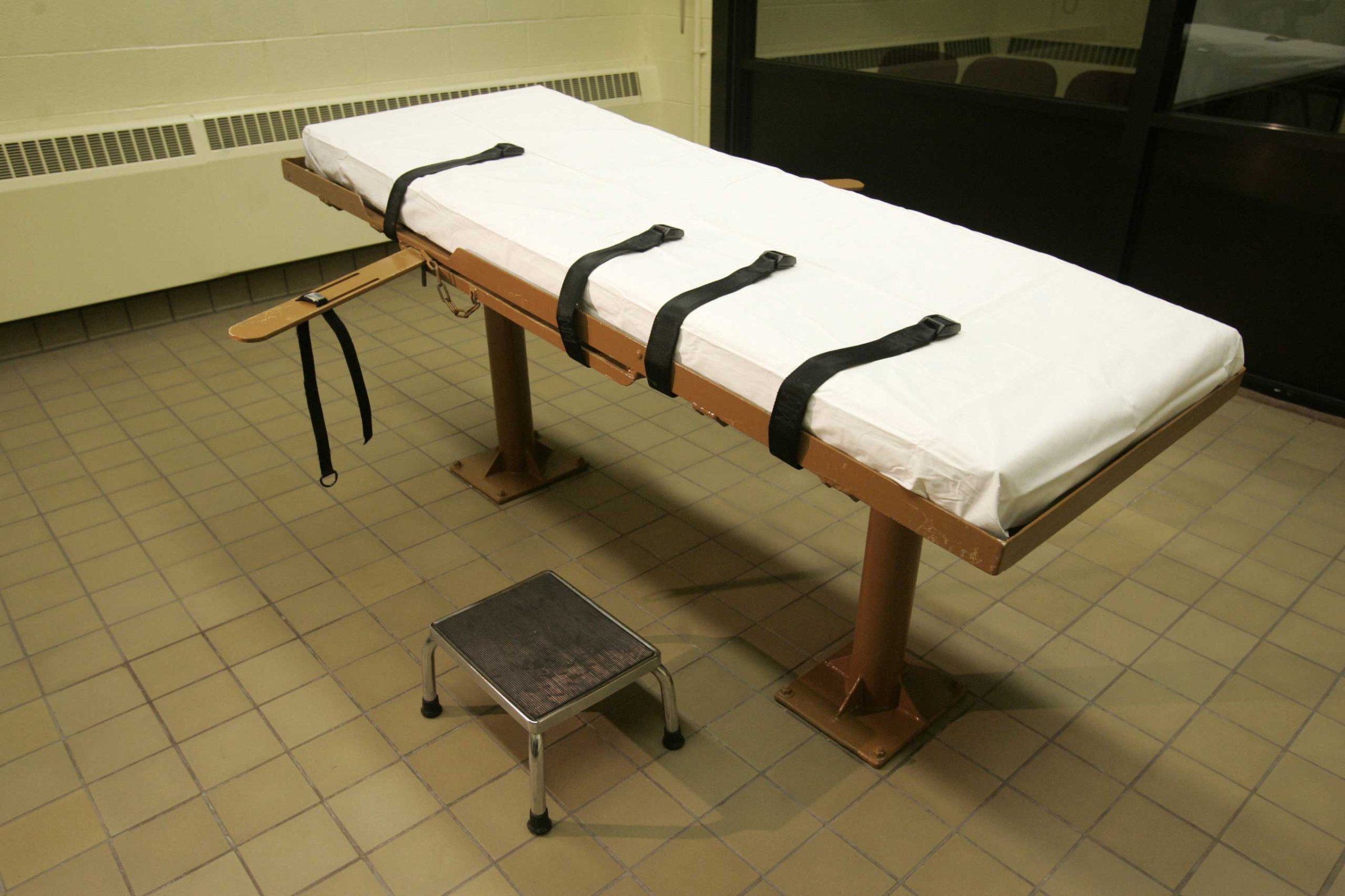 The death chamber at the Southern Ohio Correctional Facility in Lucasville, Ohio, in 2005.