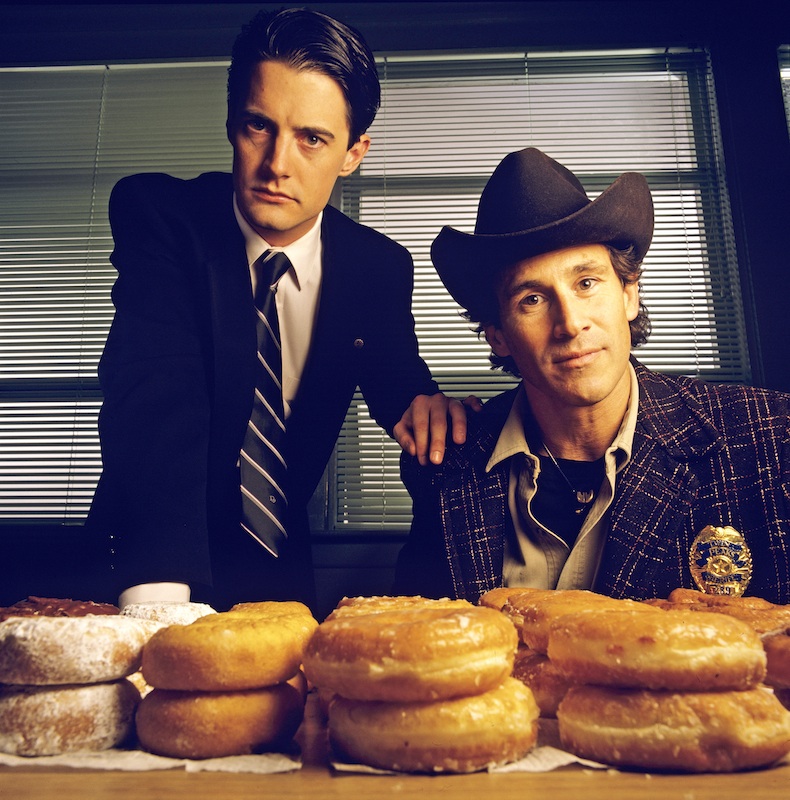 Kyle MacLaughlin, left,  and Michael Ontkean on Twin Peaks (ABC / Getty Images)
