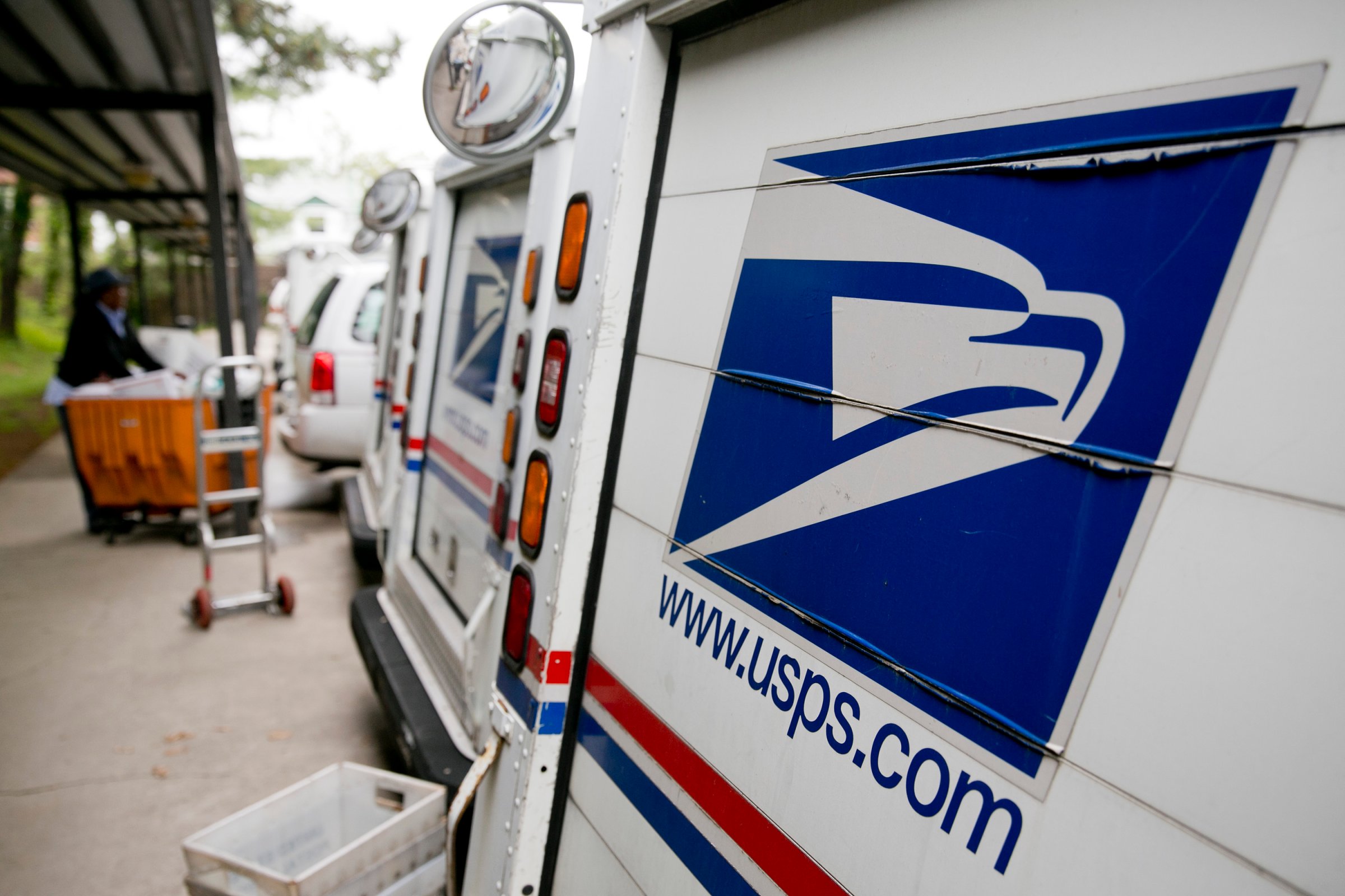 US Postal Service Mail Delivery Ahead Of Second-Quarter Results