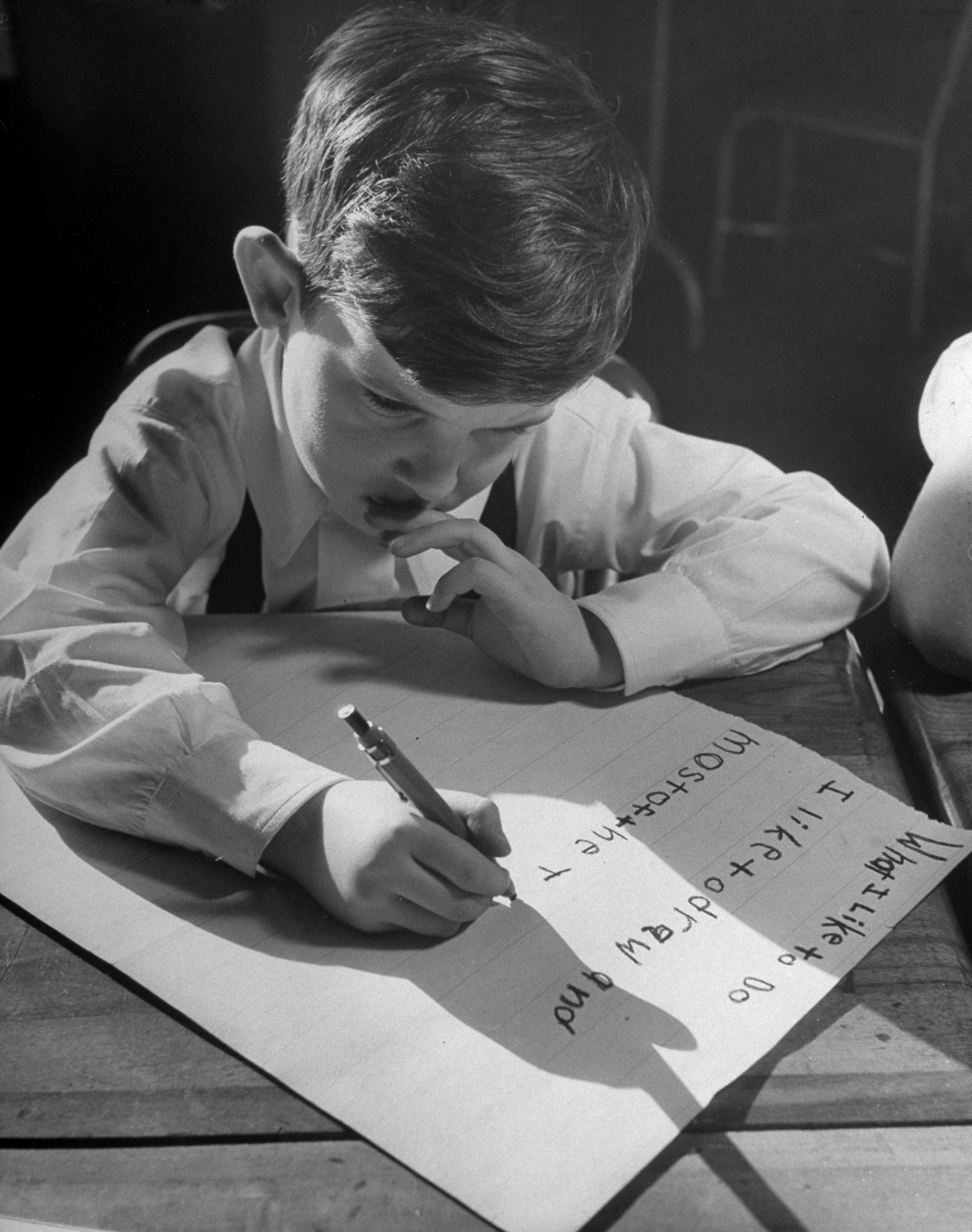 Photo from a public "genius school" for 3-to-11-year-olds at New York's Hunter College, 1948.