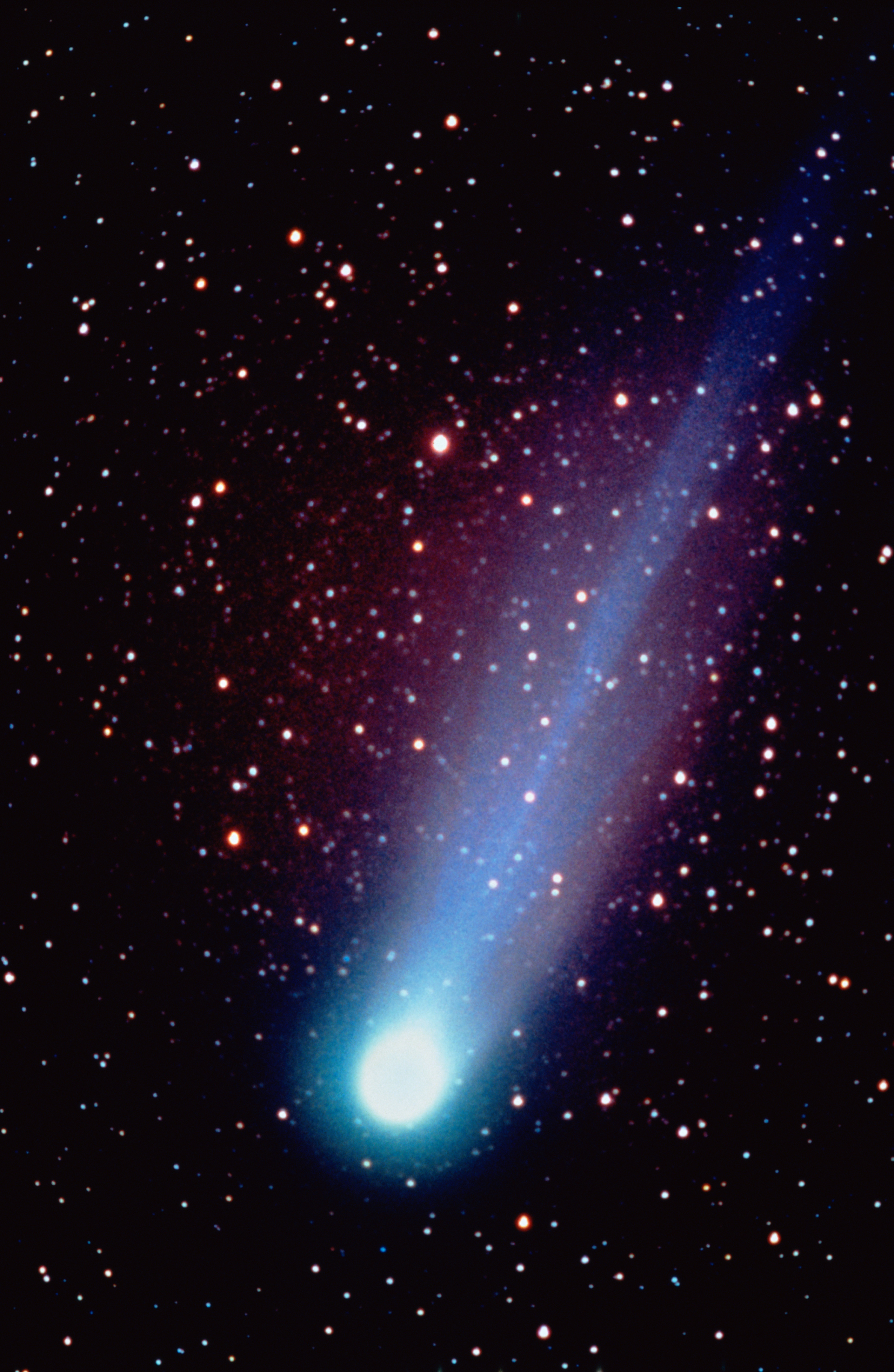 Sometimes a comet isn't a comet (Art Montes De Oca; Getty Images)